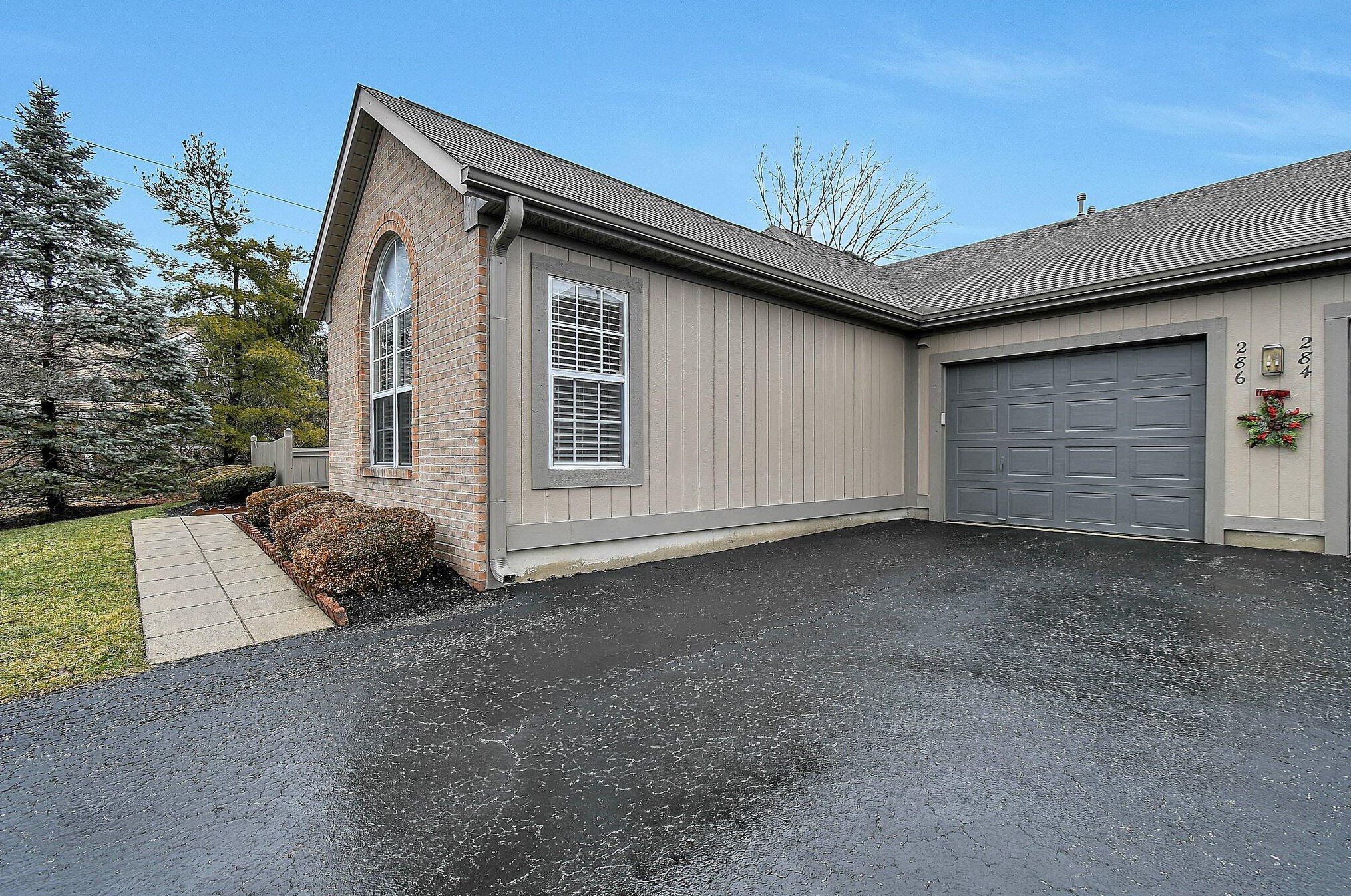 286 Windemere Pl, Westerville, OH 43082-6349