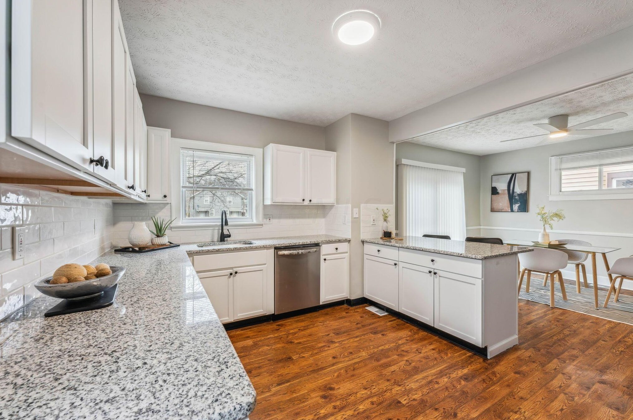 36 Roys Ave, Columbus OH  43204-2631 exterior