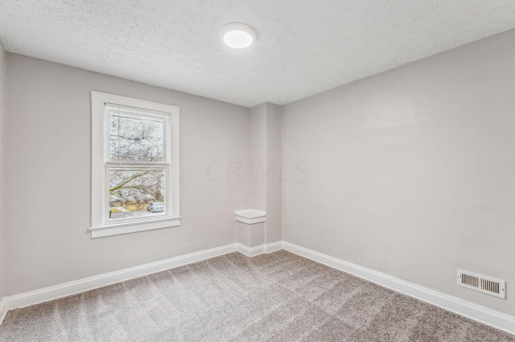 36 Roys Ave, Columbus OH  43204-2631 exterior