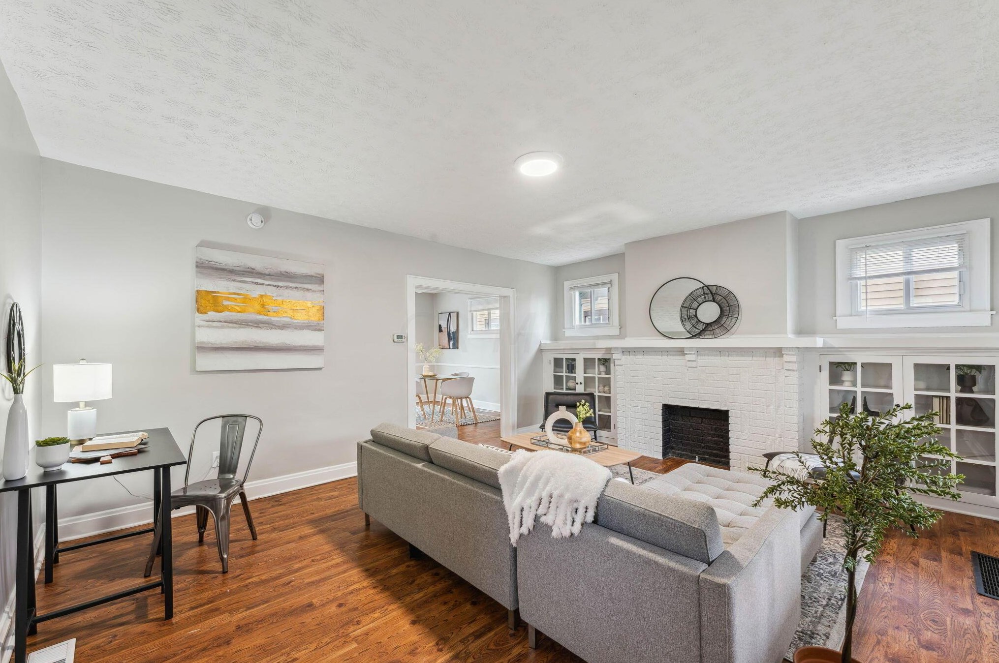 36 Roys Ave, Columbus OH  43204-2631 exterior