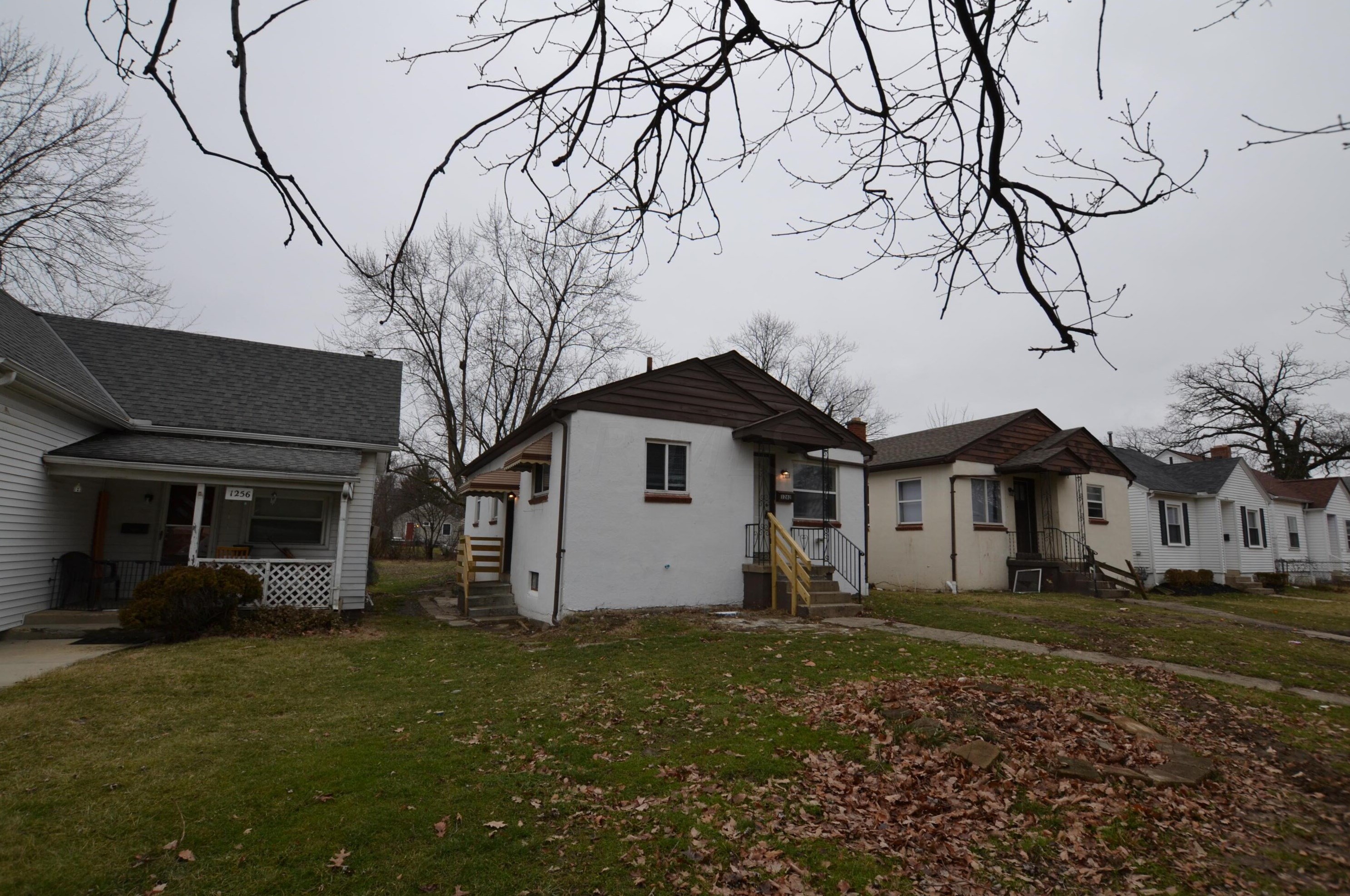 1262 Aberdeen Ave, Columbus, OH 43211-1344