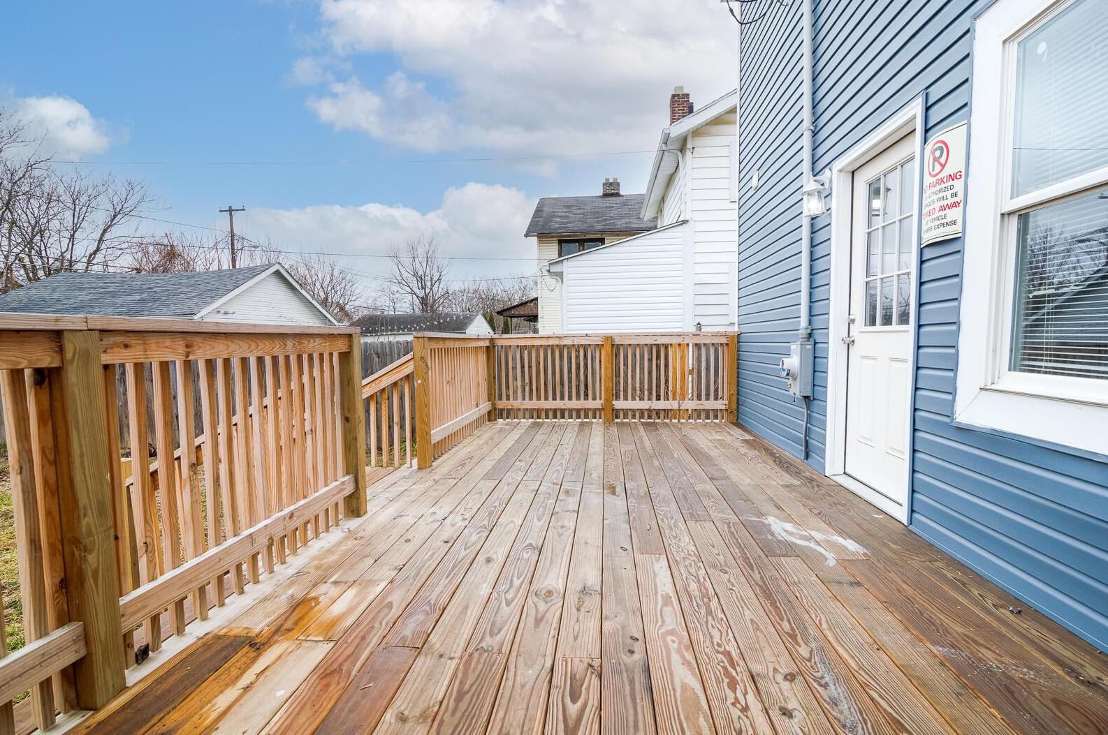 1065 16 Ave, Columbus OH 43211-2423 exterior