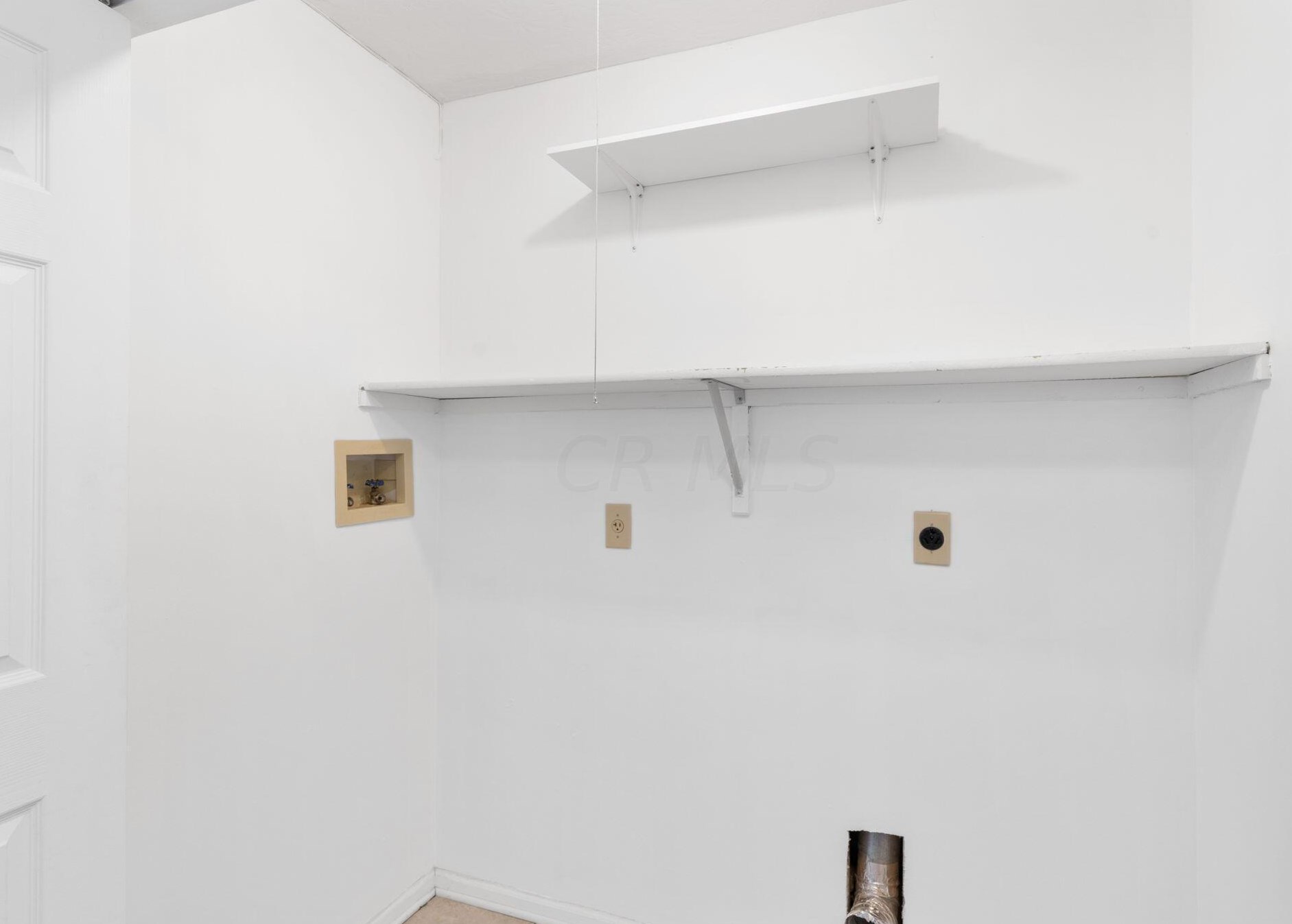 3 Lincoln St, Columbus OH  43215-1673 exterior