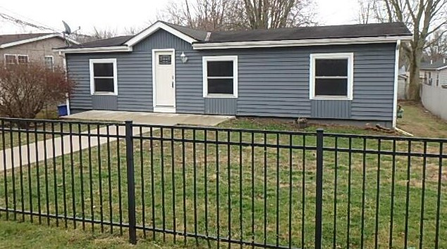 32 Vernon Ave, Delaware OH  43015-2081 exterior
