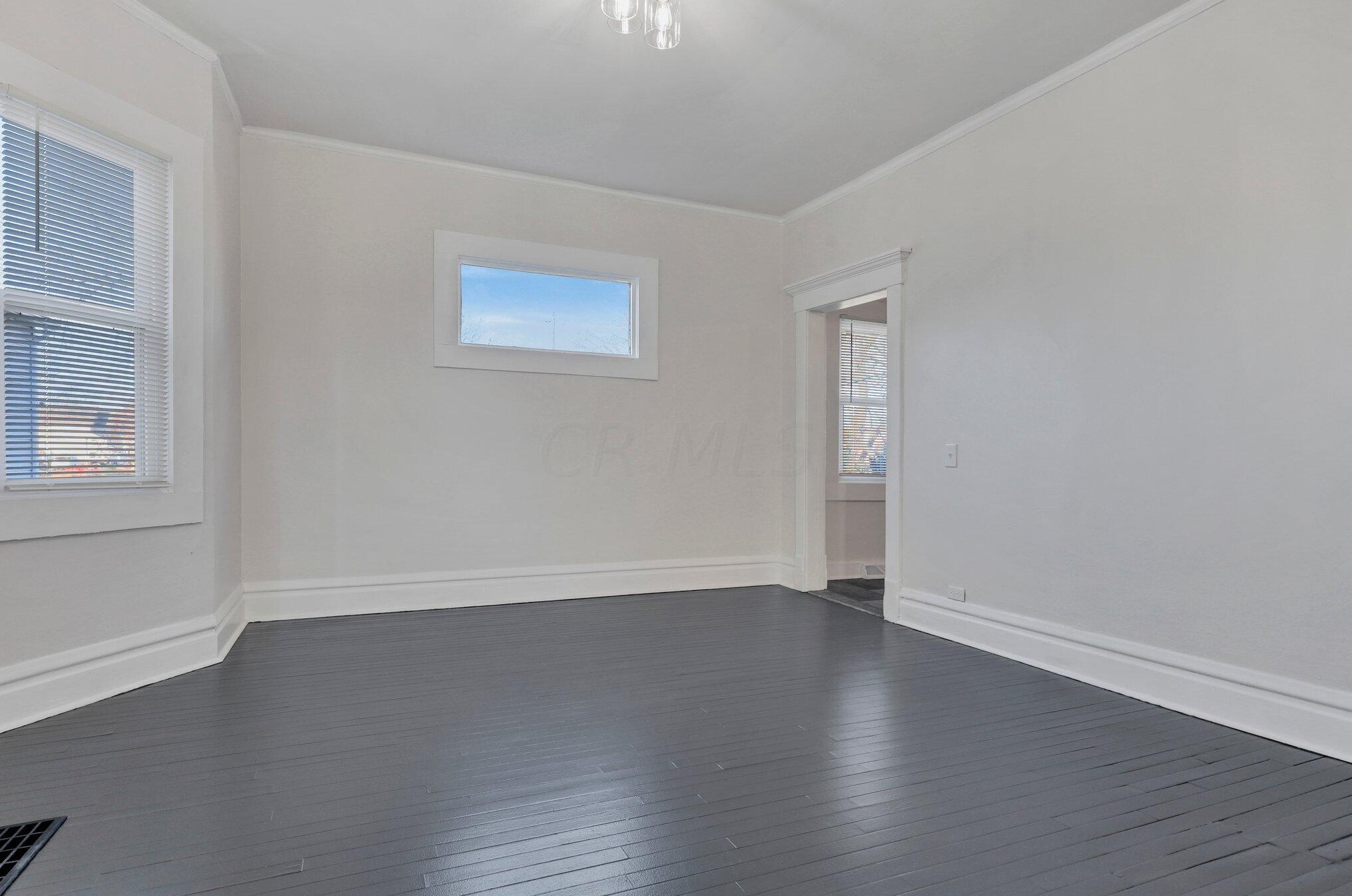 223 Monroe Ave, Columbus OH 43203-1443 exterior