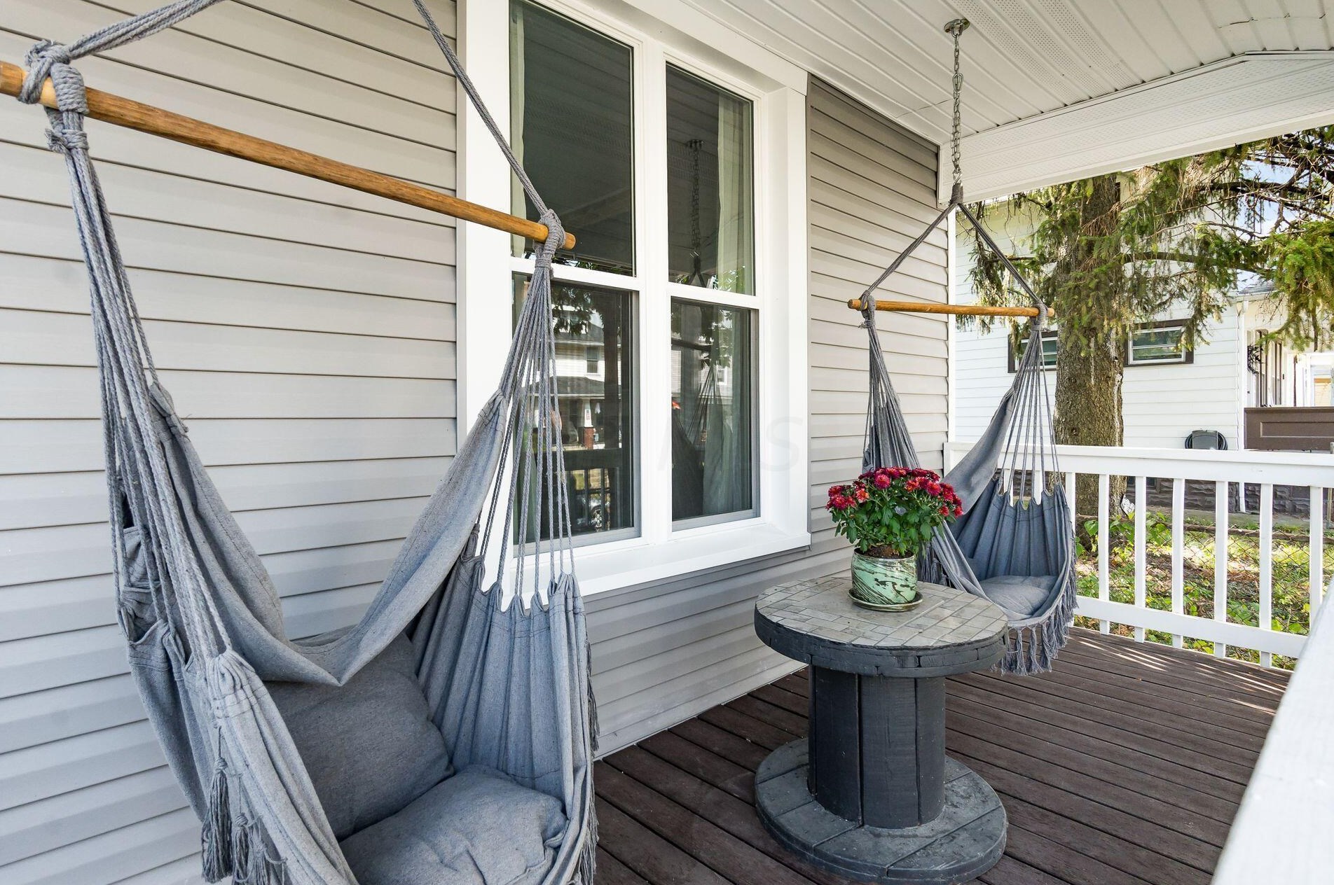 675 Siebert St, Columbus OH  43206-2929 exterior