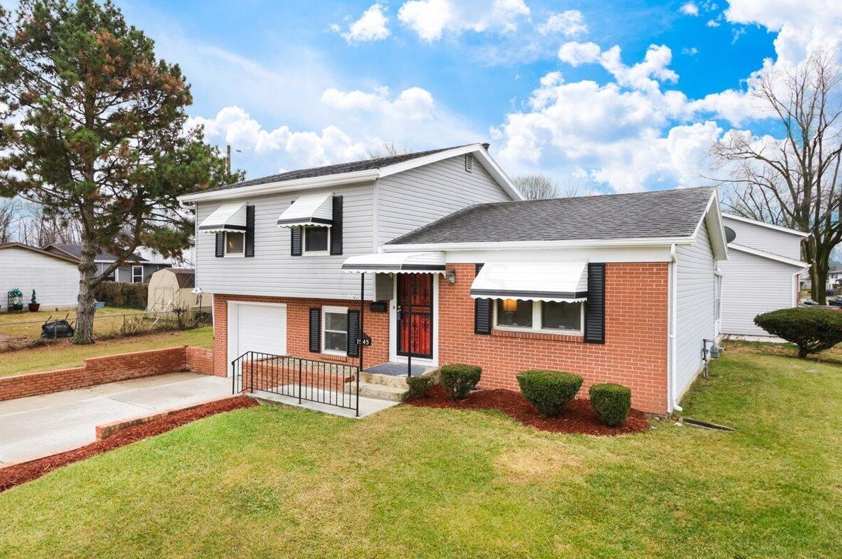 1545 Venice Dr, Columbus, OH 43207-3353