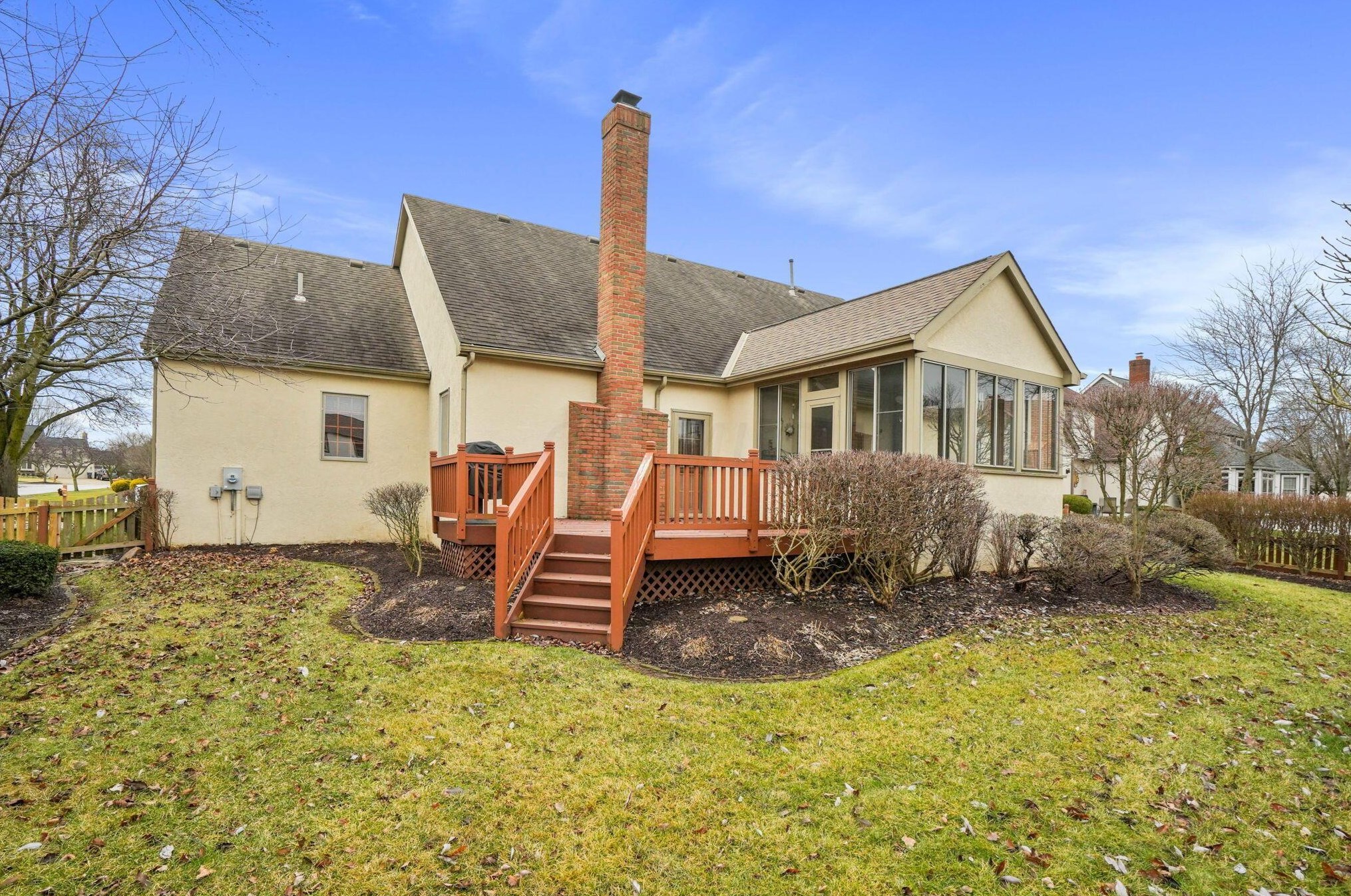 5043 Breckenhurst Dr, Hilliard OH  43026-8660 exterior