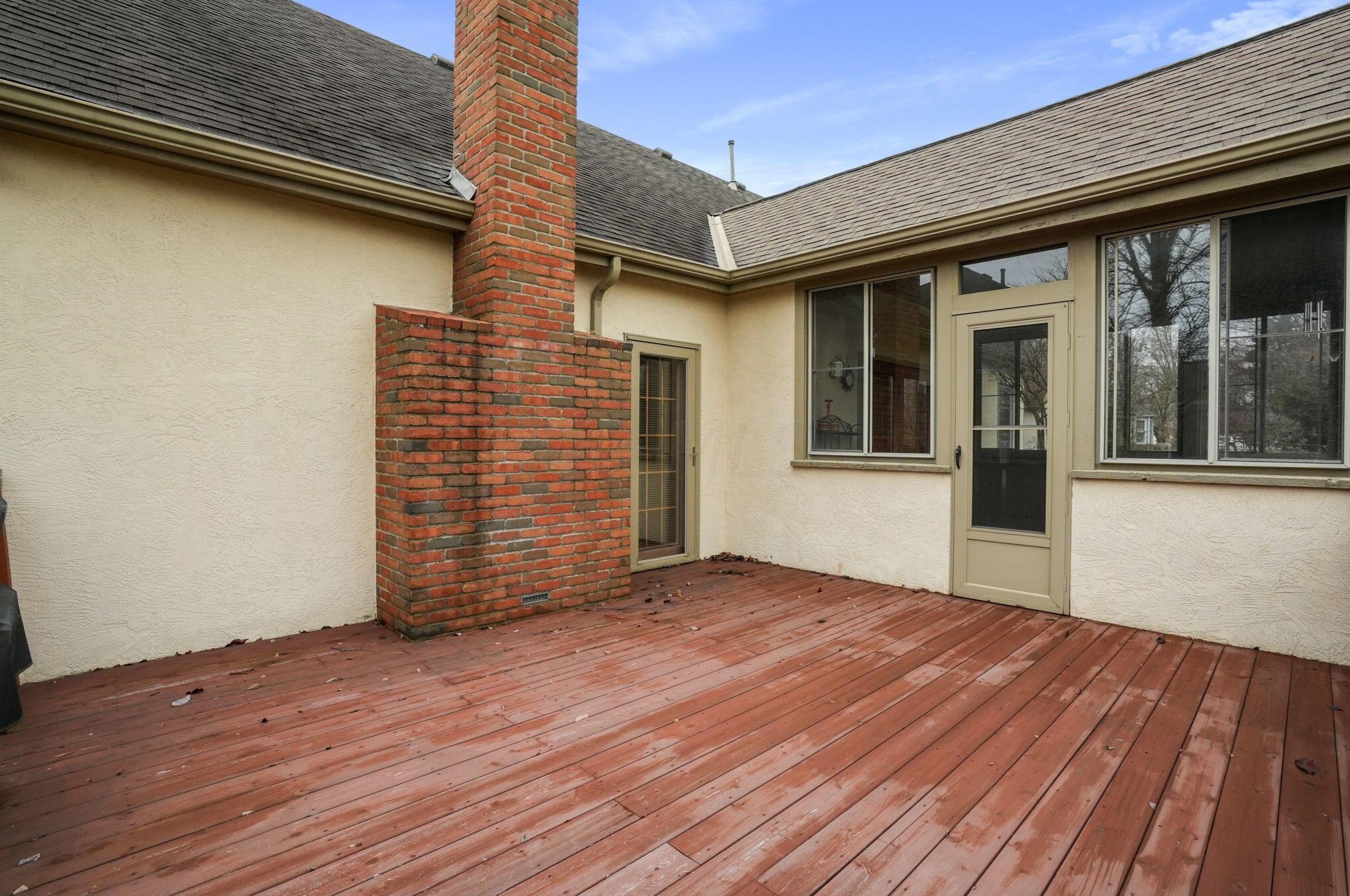5043 Breckenhurst Dr, Hilliard OH  43026-8660 exterior