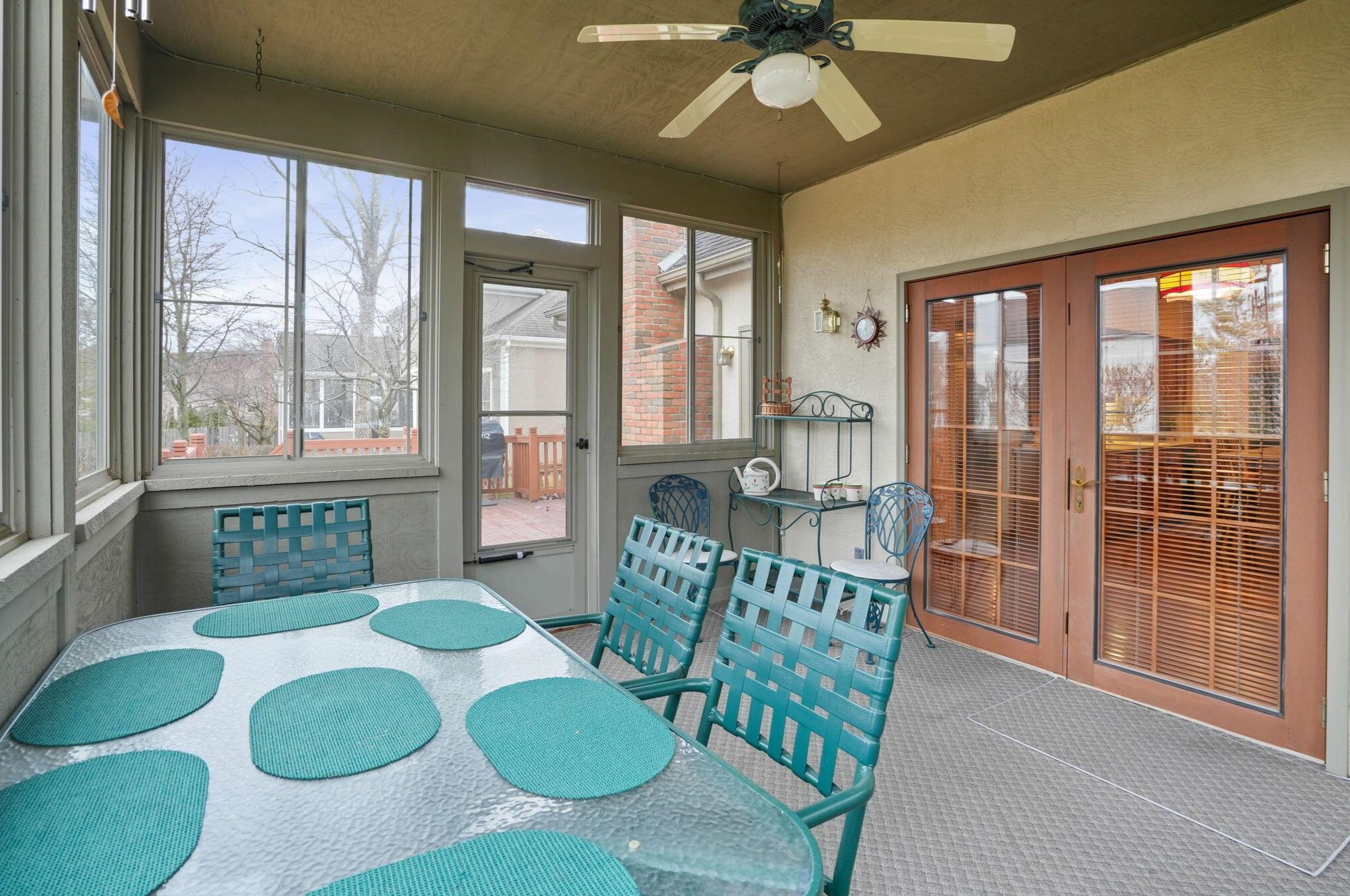 5043 Breckenhurst Dr, Hilliard OH  43026-8660 exterior