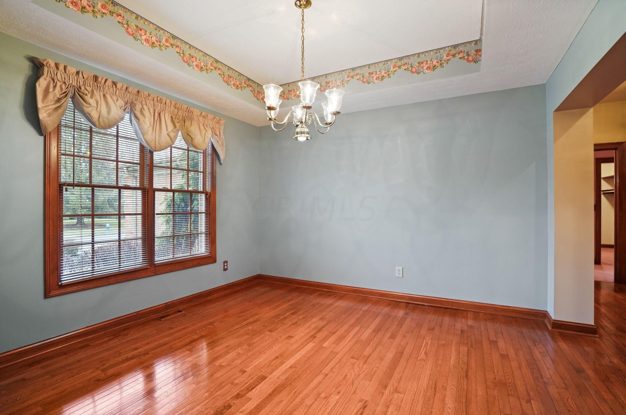 5043 Breckenhurst Dr, Hilliard OH  43026-8660 exterior