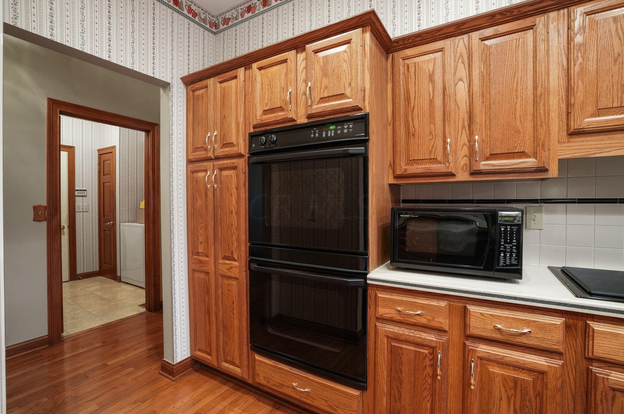 5043 Breckenhurst Dr, Hilliard OH  43026-8660 exterior