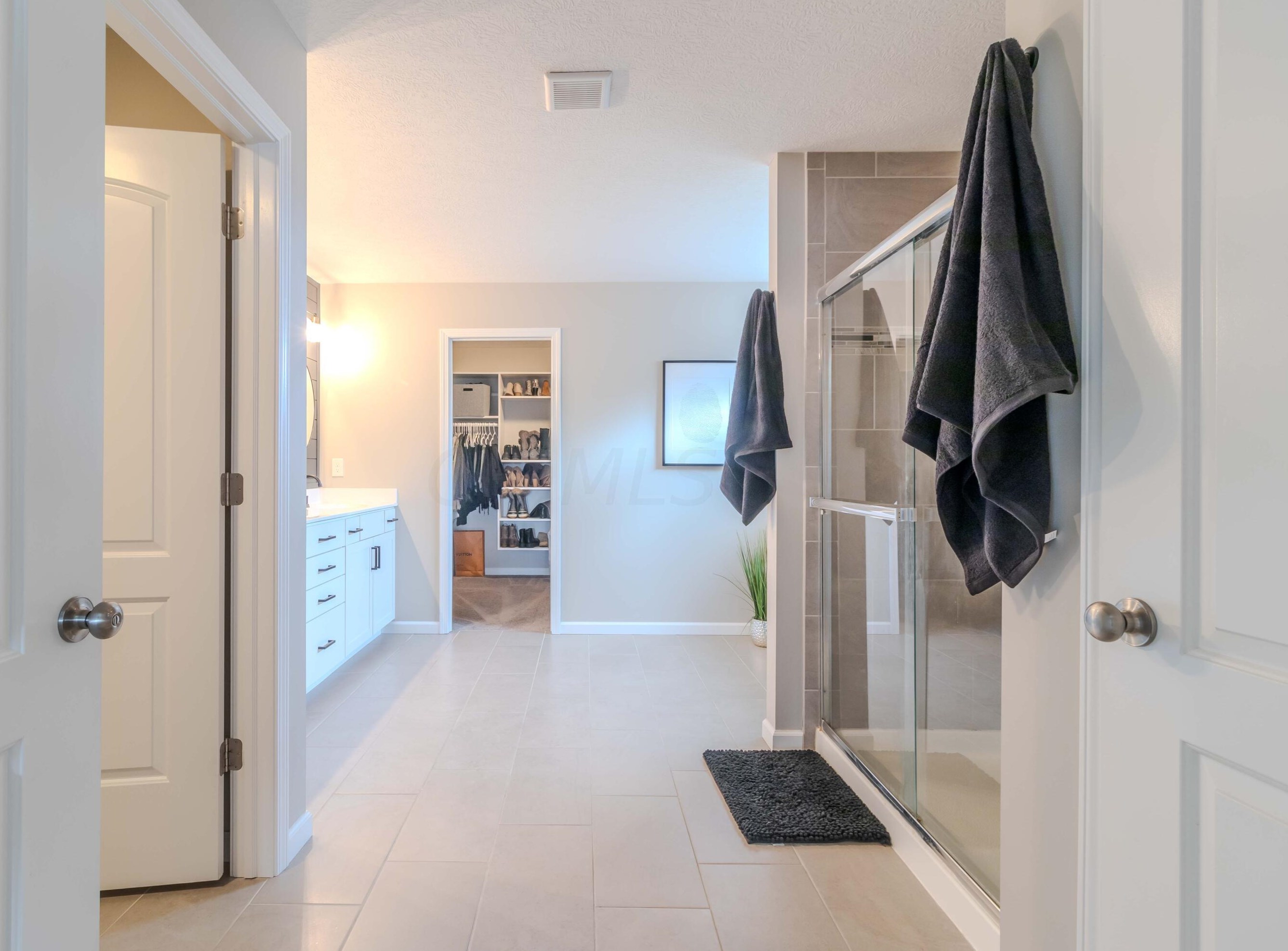 2363 Pine Crest Dr, Lancaster OH  43130-7731 exterior