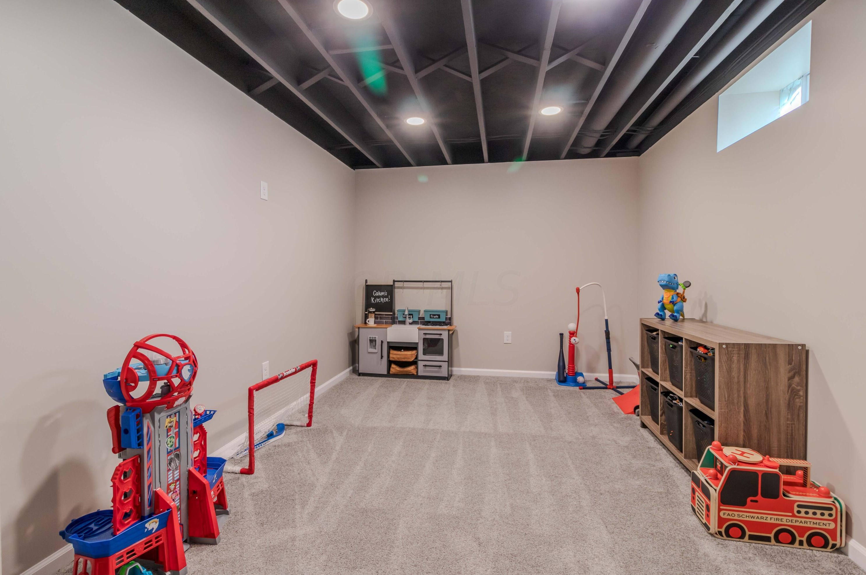 2363 Pine Crest Dr, Lancaster OH  43130-7731 exterior