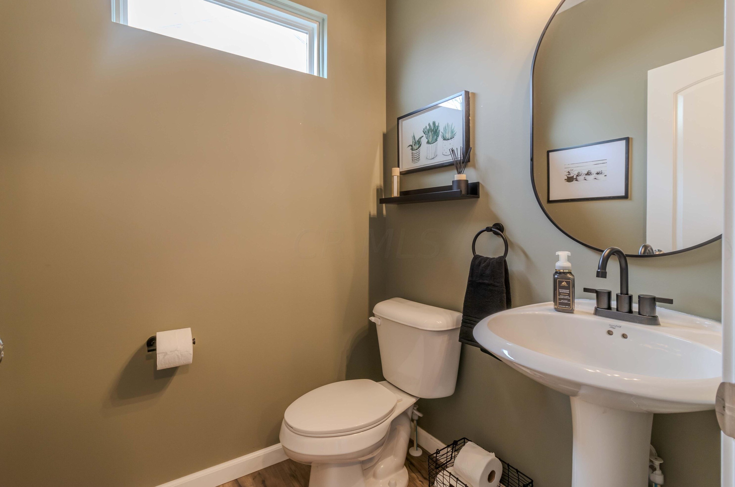 2363 Pine Crest Dr, Lancaster OH  43130-7731 exterior