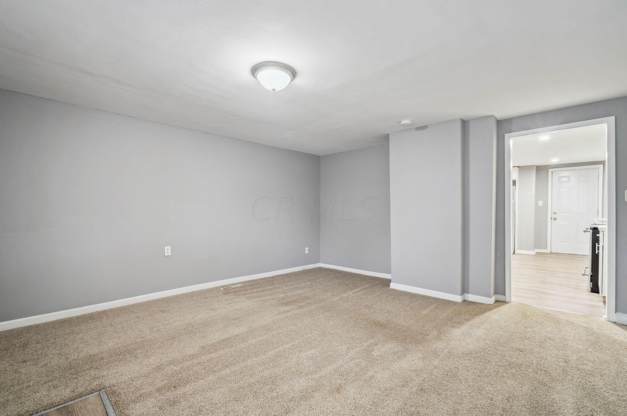 24 Innis Ave, Columbus OH  43207-1868 exterior