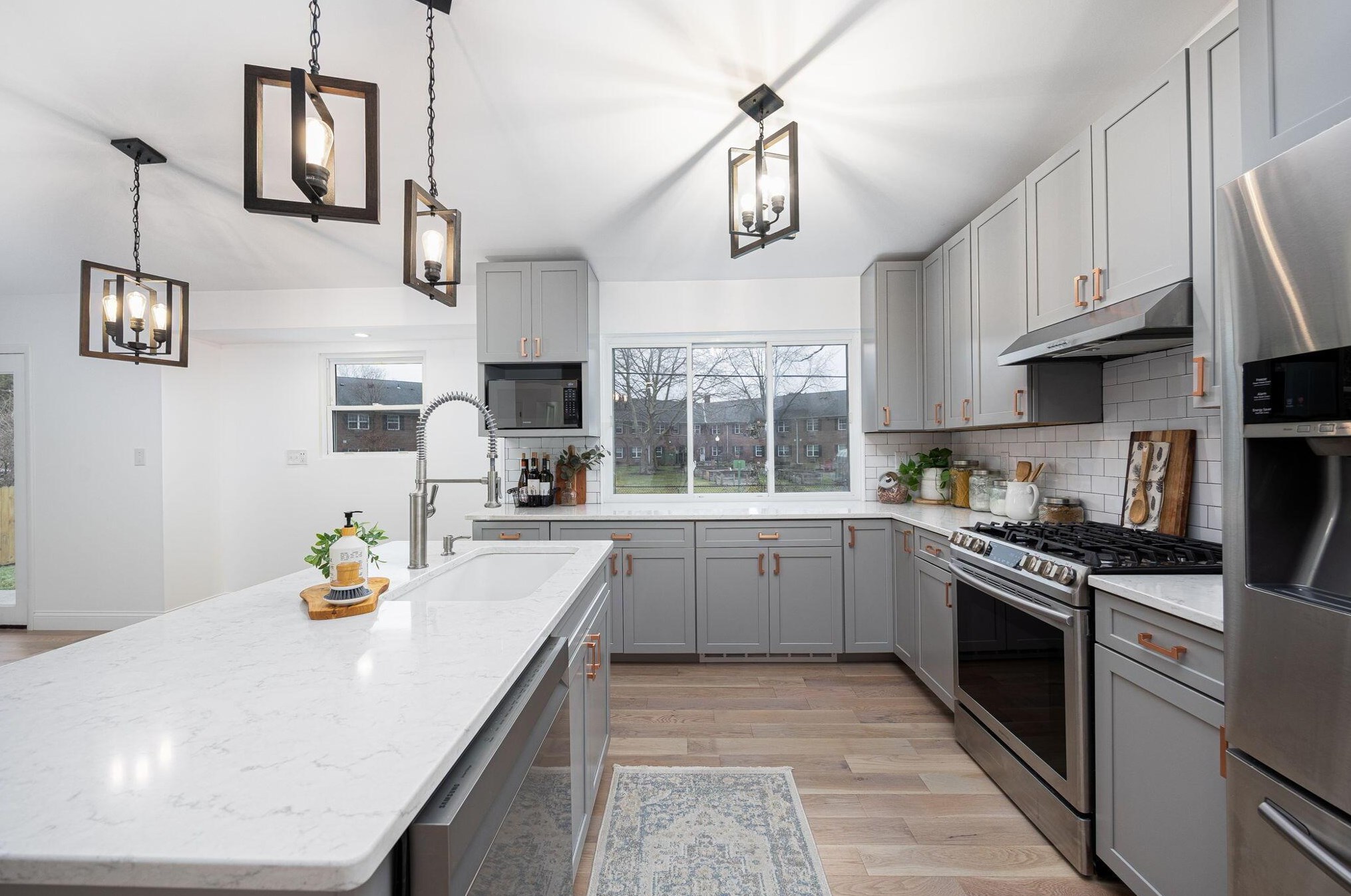 5481 Blue Ash Rd, Columbus OH  43229-3630 exterior