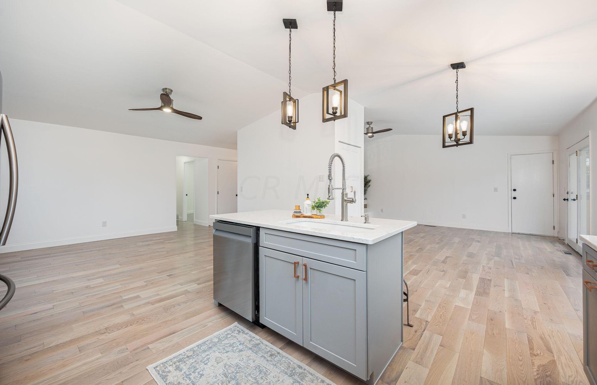 5481 Blue Ash Rd, Columbus OH  43229-3630 exterior