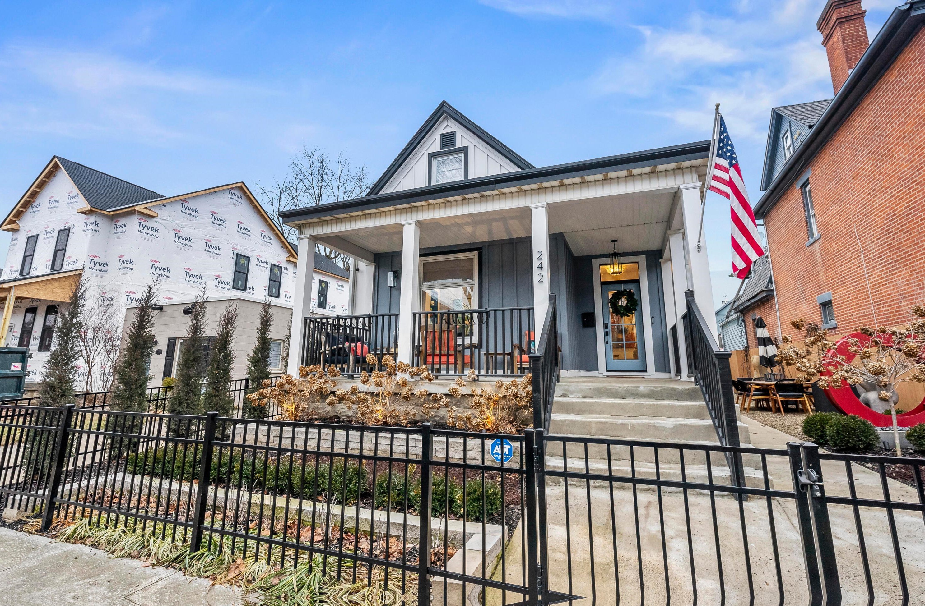 242 Thurman Ave, Columbus OH  43206-3580 exterior