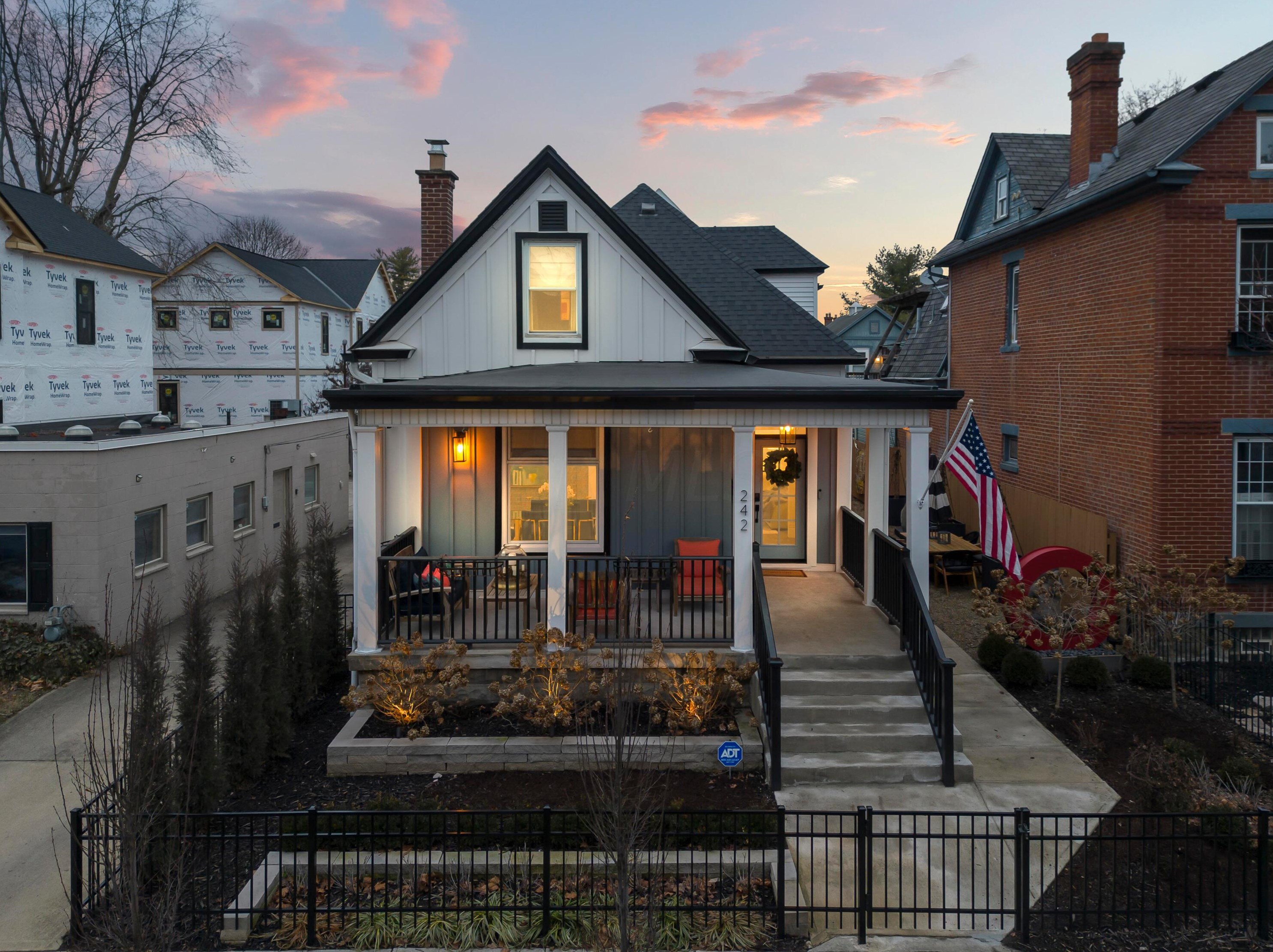 242 Thurman Ave, Columbus OH  43206-3580 exterior