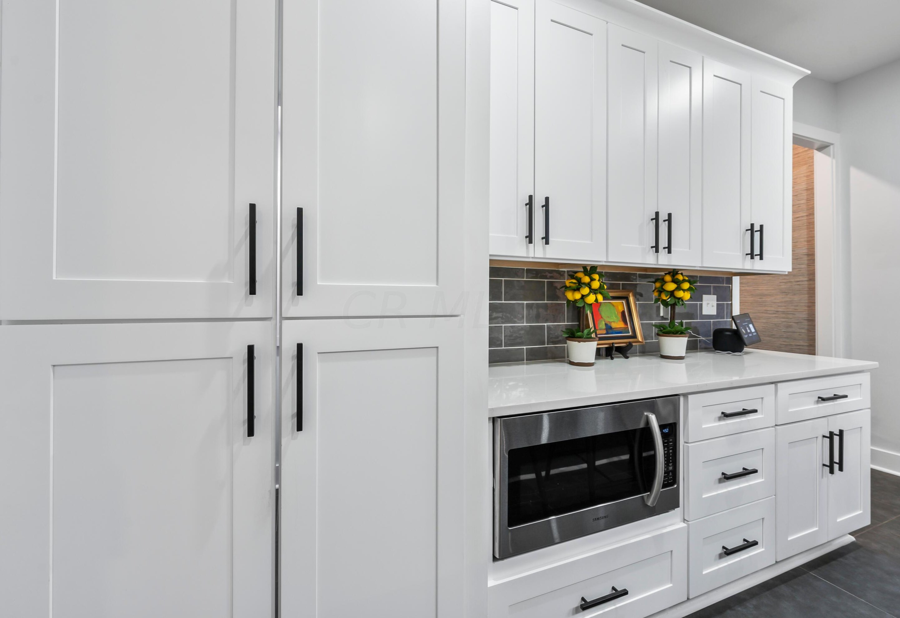 242 Thurman Ave, Columbus OH  43206-3580 exterior