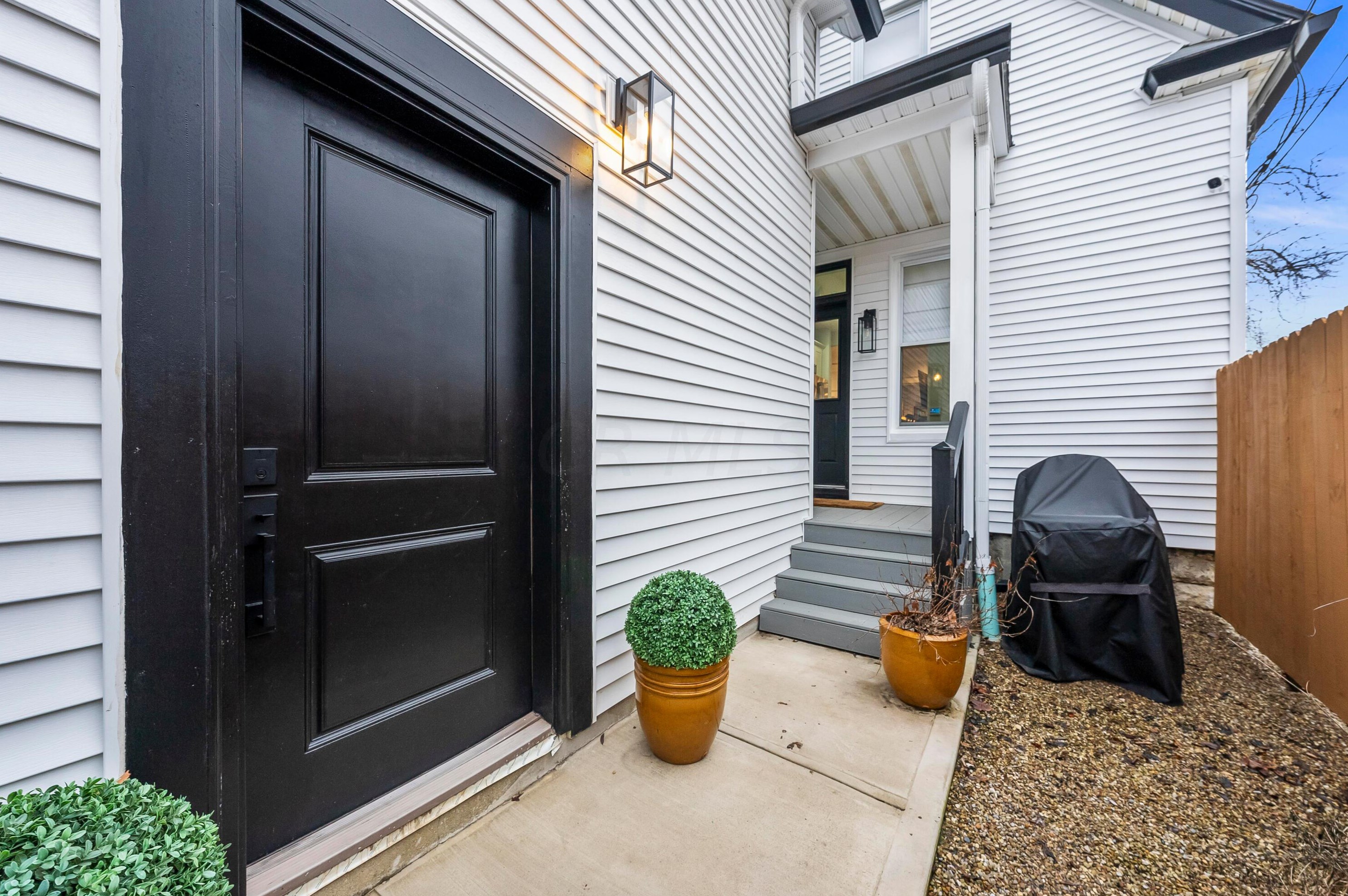 242 Thurman Ave, Columbus OH  43206-3580 exterior