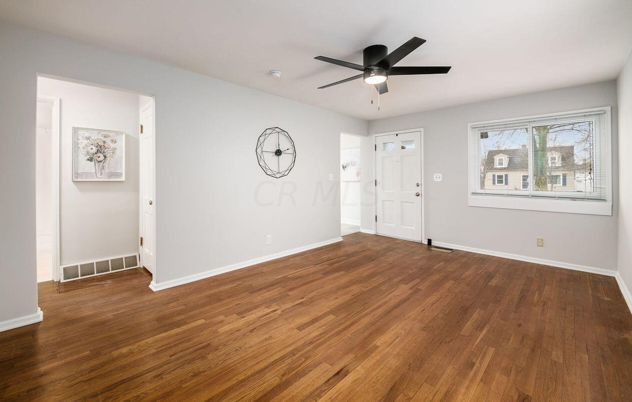 630 E Jeffrey Pl, Columbus, OH 43214