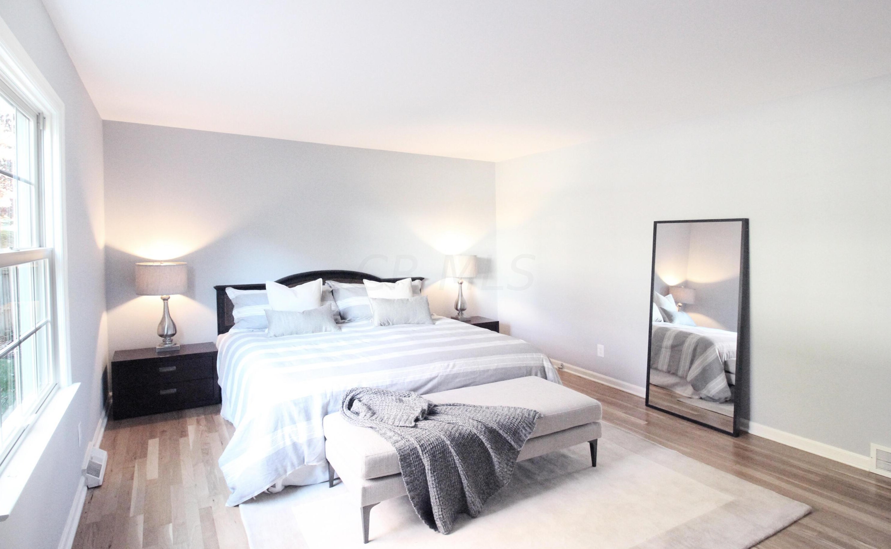 2290 Haverford Rd, Columbus OH  43220-4320 exterior