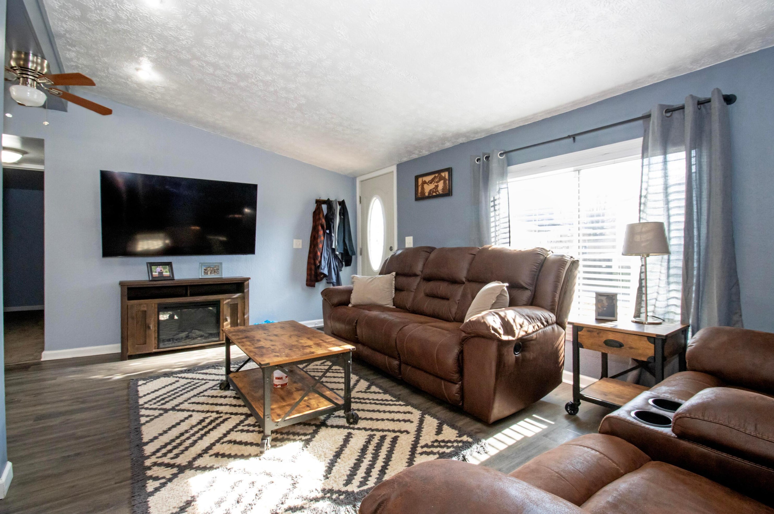 208 Gregory St, Cardington OH  43315-1114 exterior