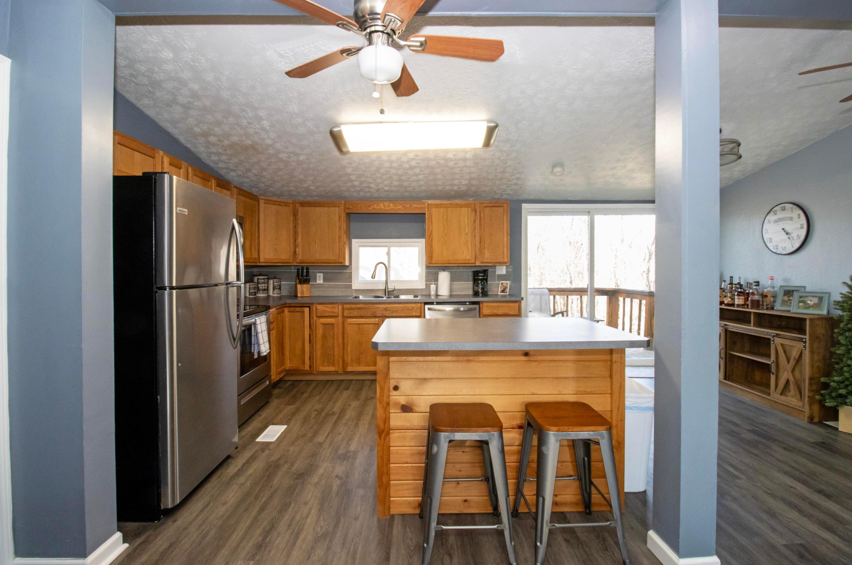 208 Gregory St, Cardington OH  43315-1114 exterior