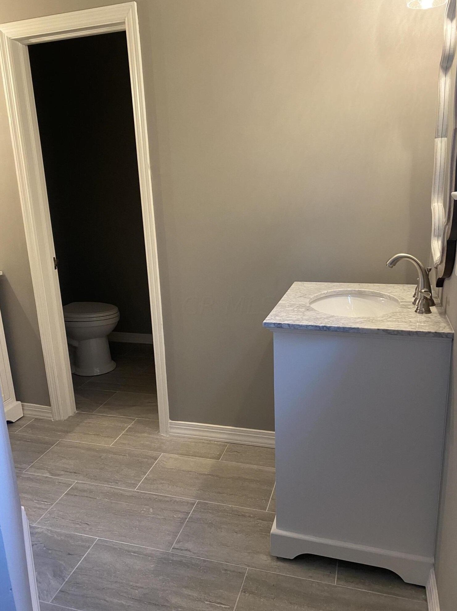 2290 Haverford Rd, Columbus OH  43220-4320 exterior