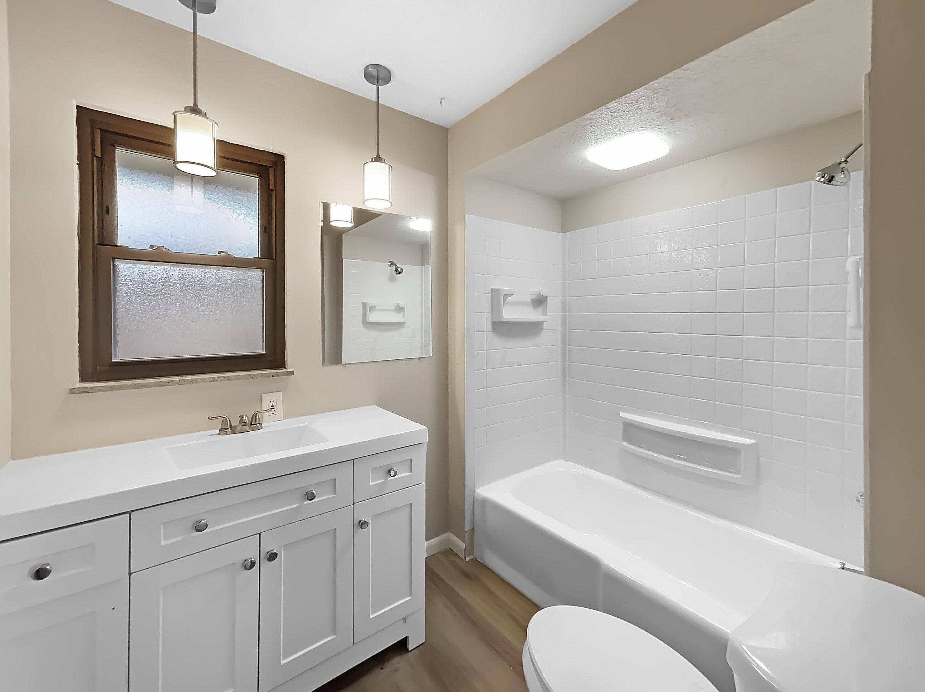 9563 Brookside Dr, Pickerington OH  43147-9206 exterior