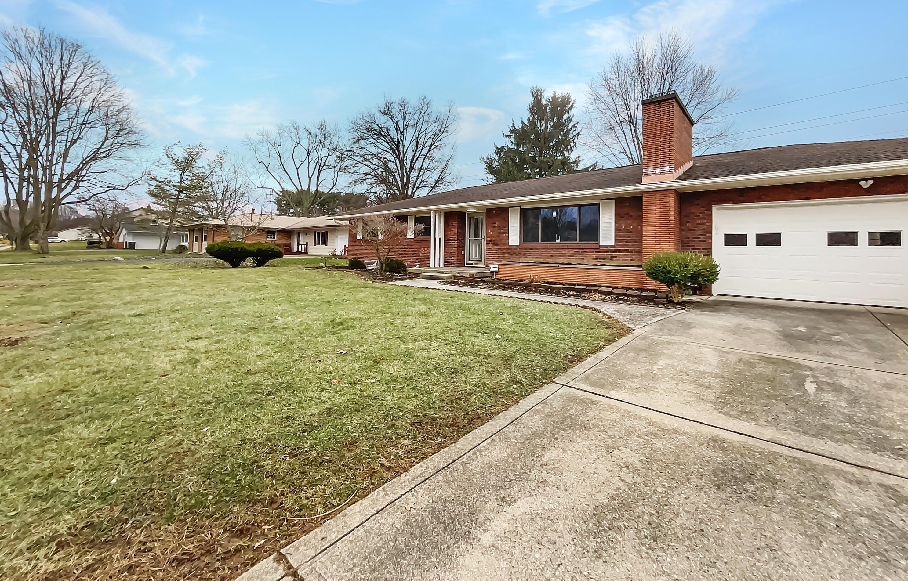 9563 Brookside Dr, Pickerington OH  43147-9206 exterior