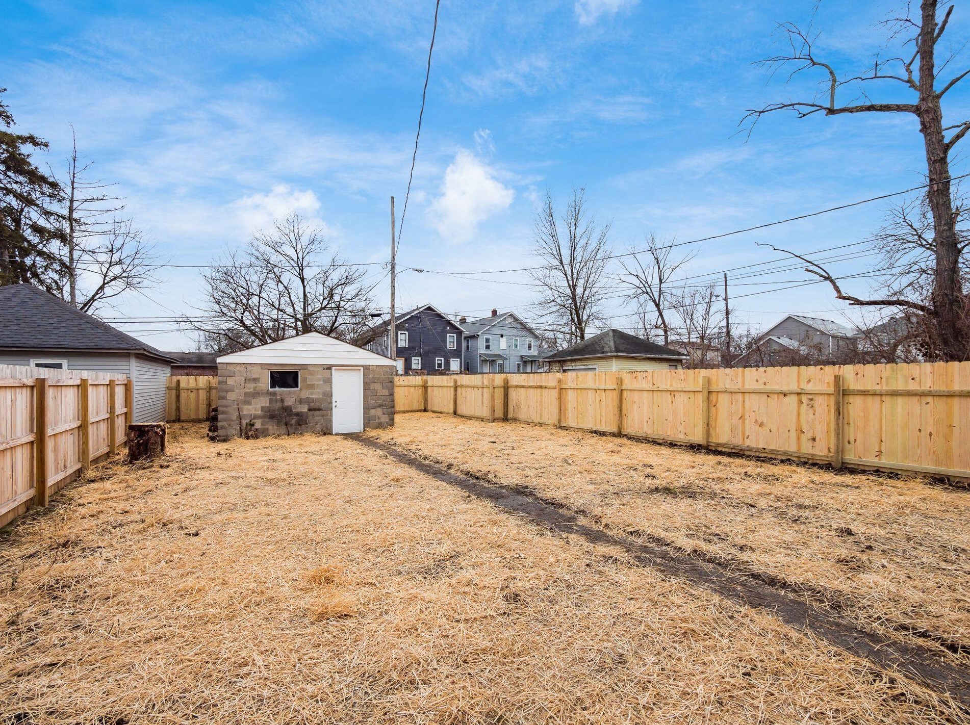 1111 Whittier St, Columbus OH  43206-3140 exterior