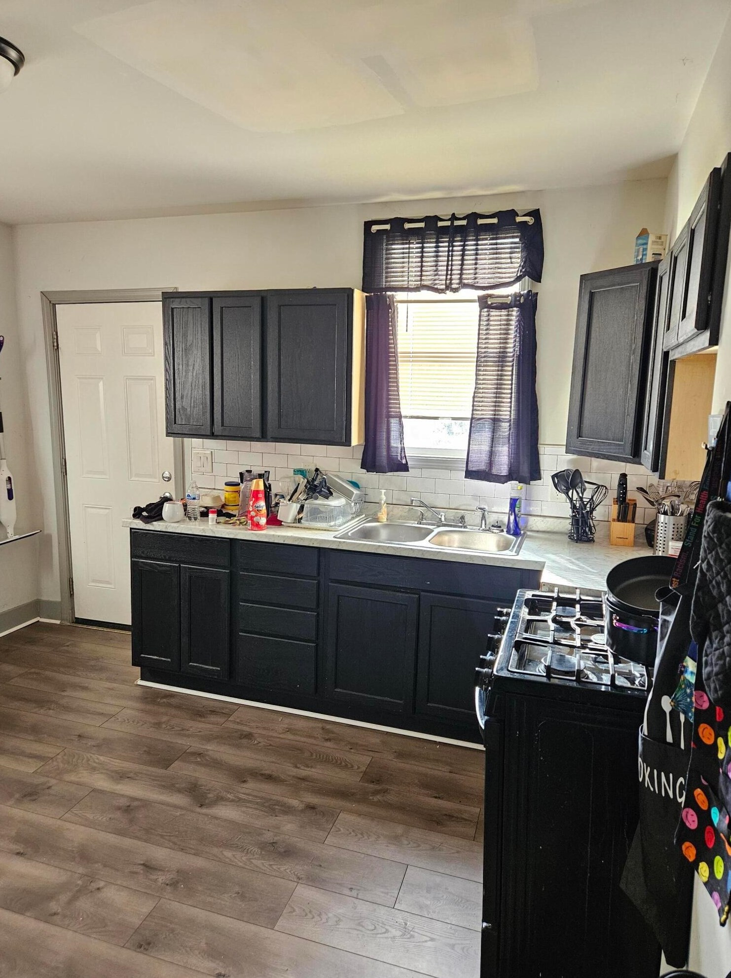 1501 Duxberry Ave, Columbus OH 43211-1619 exterior