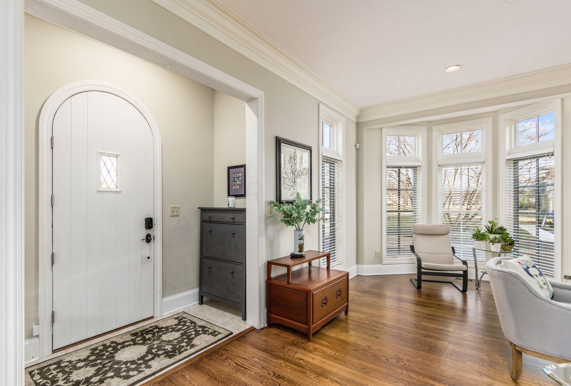 2453 Cambridge Blvd, Columbus OH  43221-4023 exterior