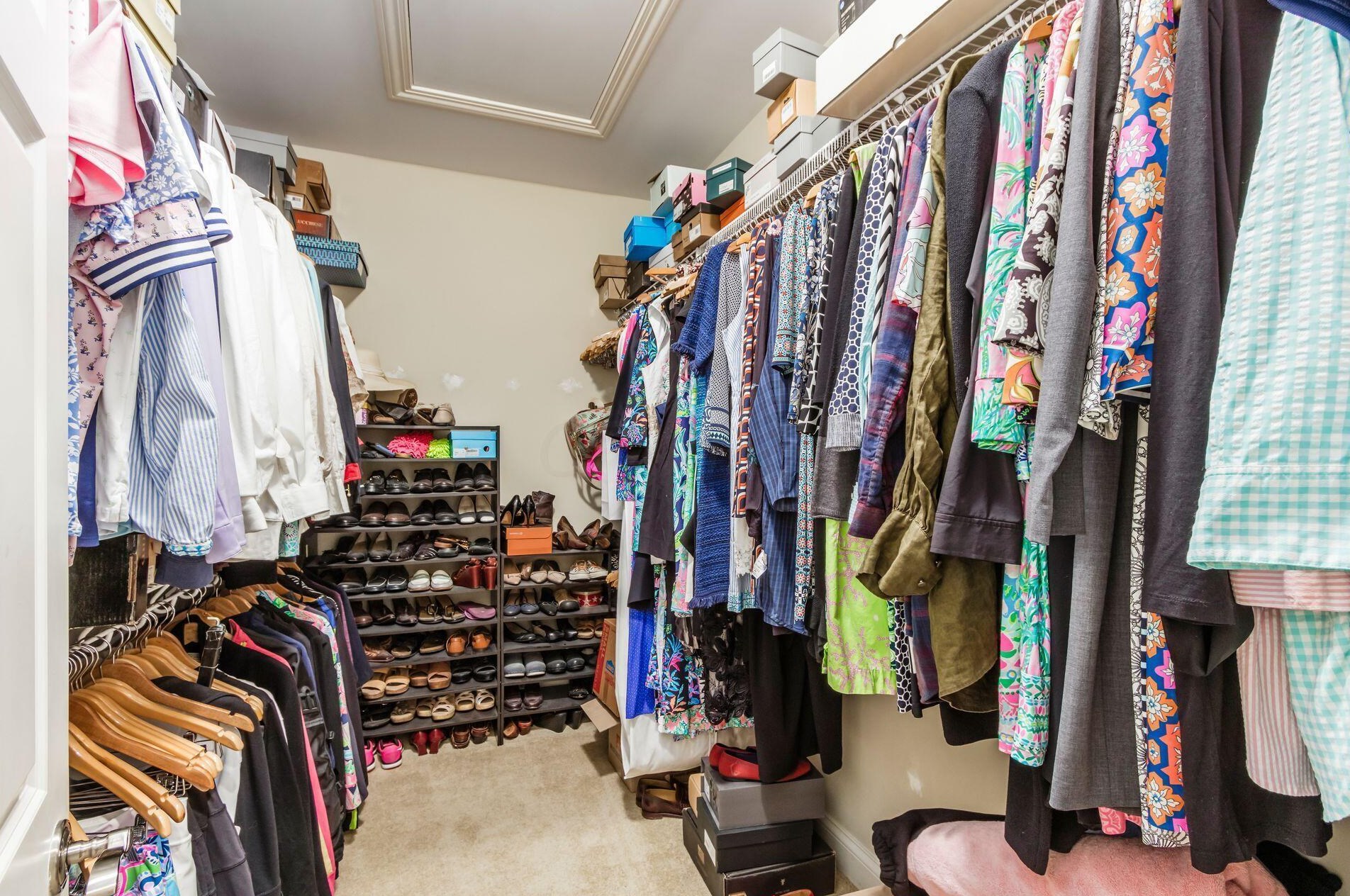 2453 Cambridge Blvd, Columbus OH  43221-4023 exterior