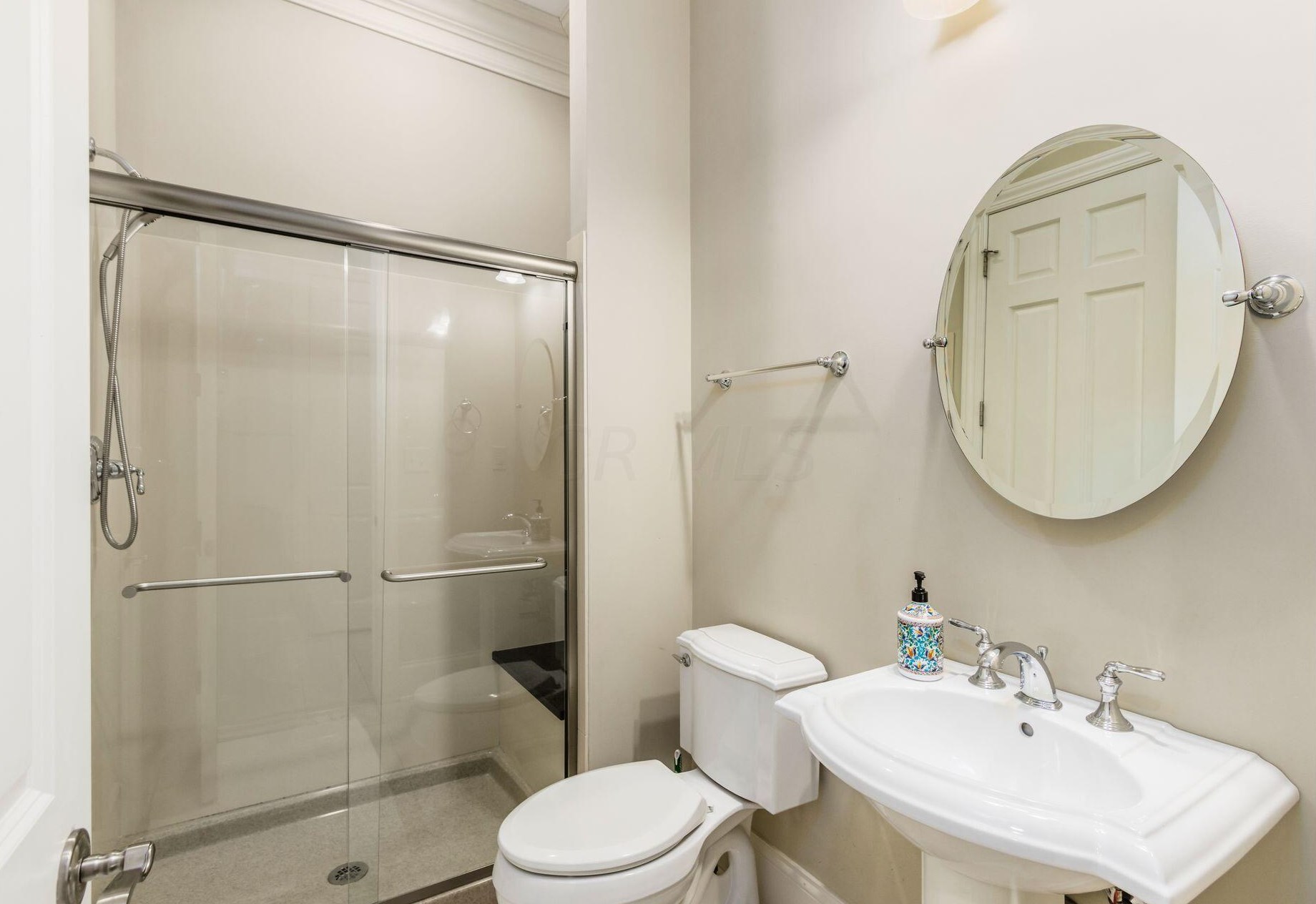 2453 Cambridge Blvd, Columbus OH  43221-4023 exterior