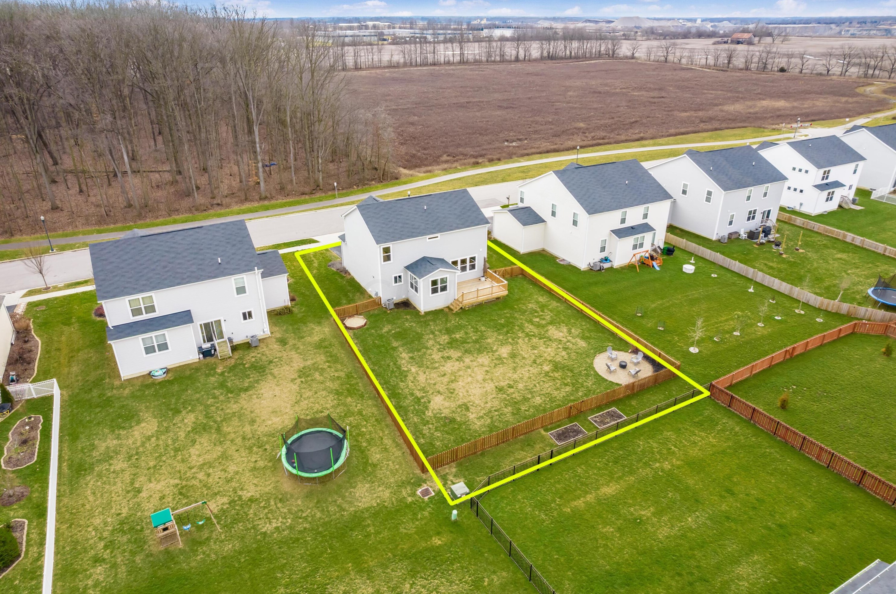 854 Boulder Dr, Delaware OH  43015-4213 exterior