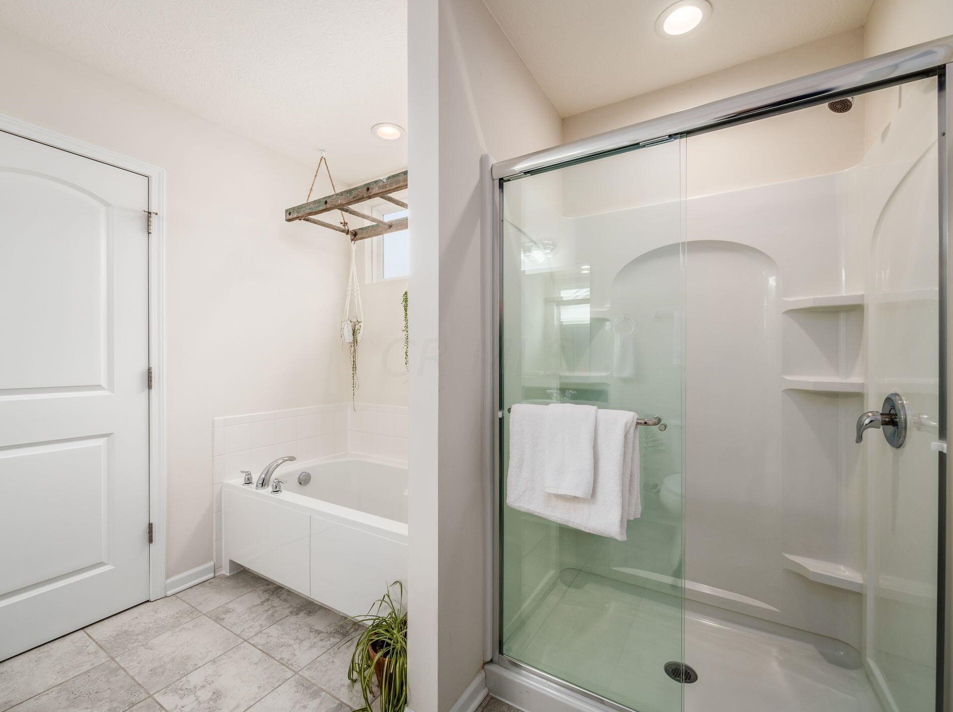 854 Boulder Dr, Delaware OH  43015-4213 exterior