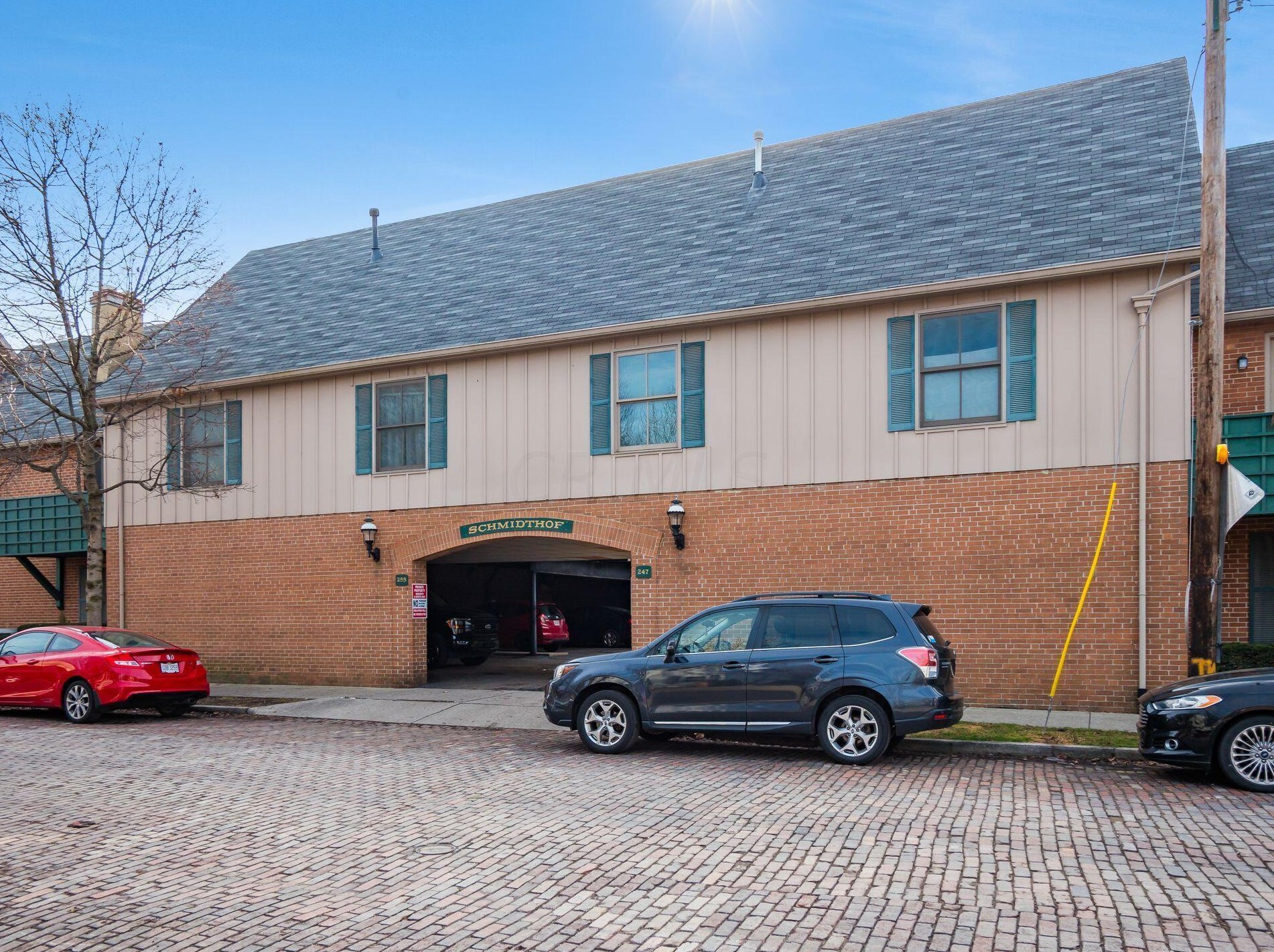 255 Kossuth St, Columbus OH  43206-2251 exterior