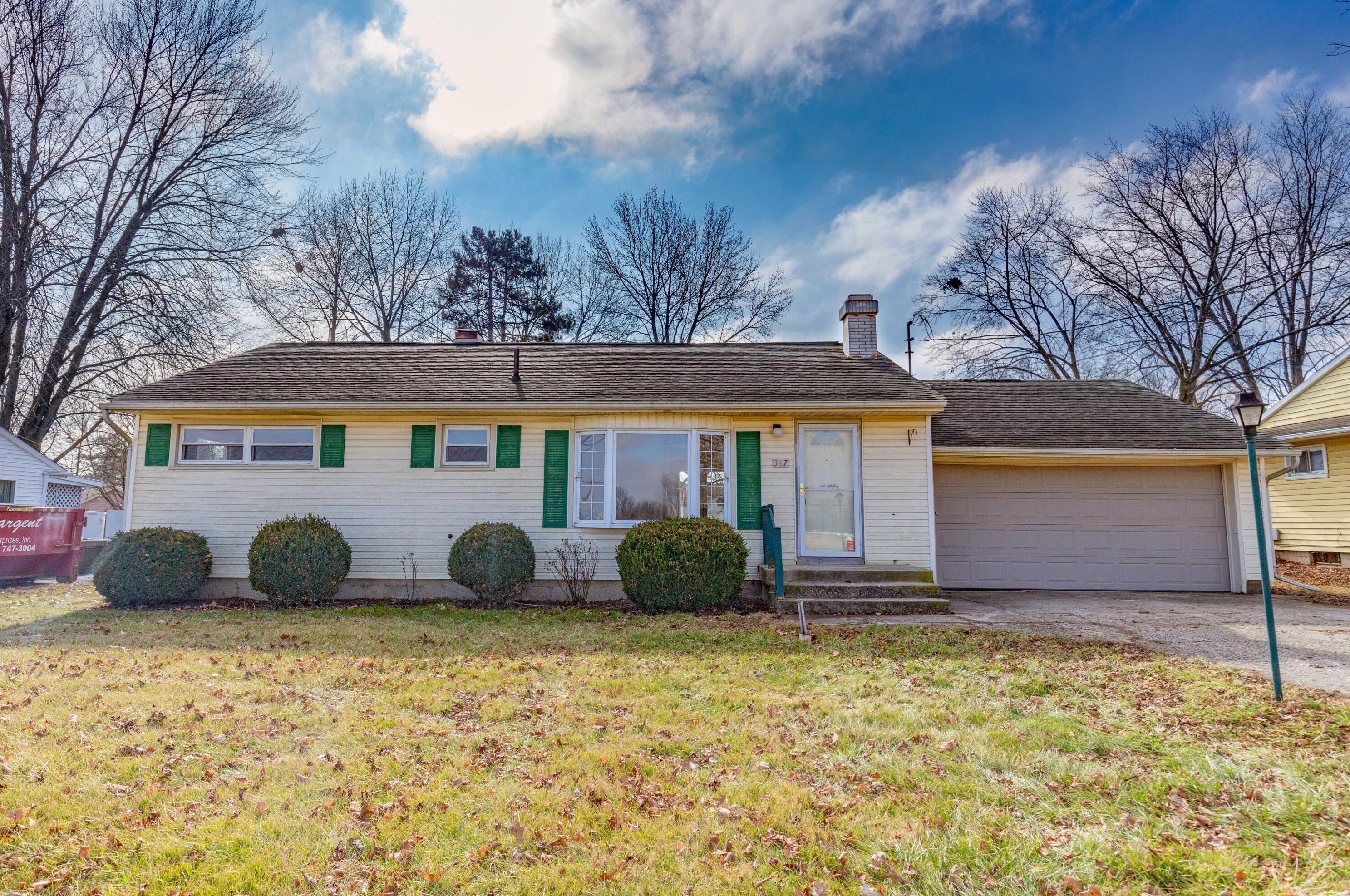 387 Pennsylvania Ave, Delaware, OH 43015