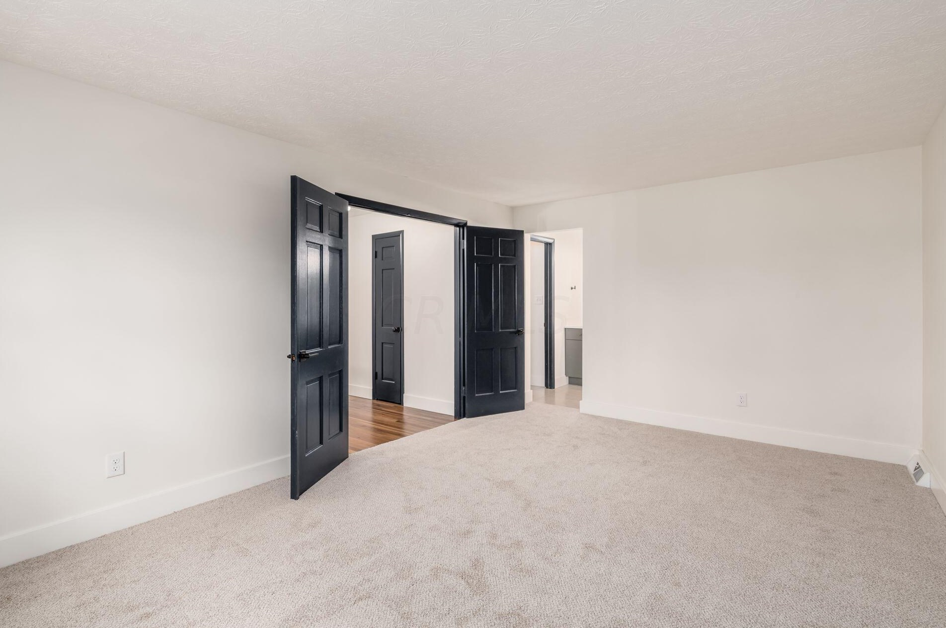 835 Colony Way, Columbus OH  43235-1755 exterior