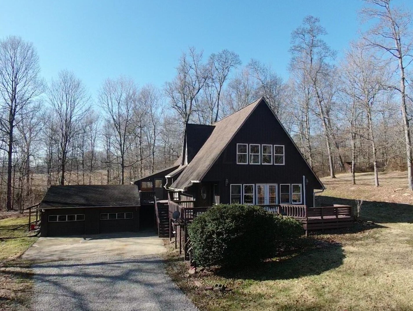 3965 Palmer Rd, New Lexington, OH 43764-9042