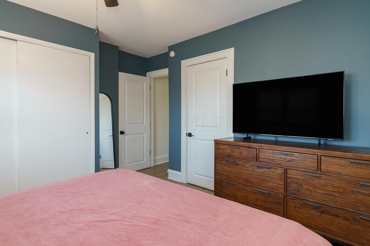 866 Blvd, Columbus OH 43221-2902 exterior