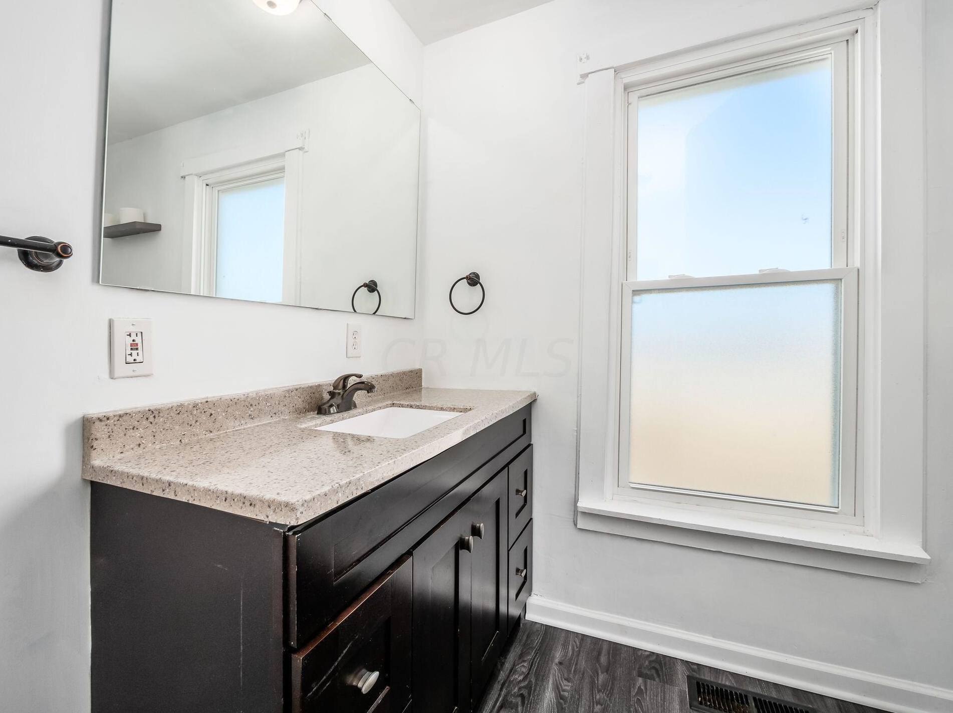 155 Wheatland Ave, Columbus OH  43204-3776 exterior