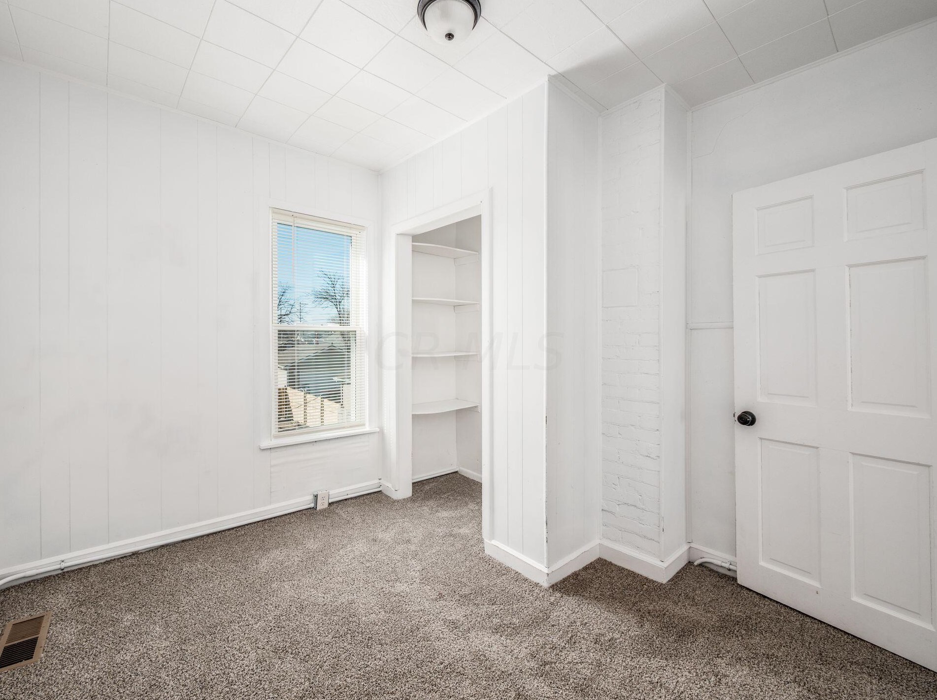 155 Wheatland Ave, Columbus OH  43204-3776 exterior