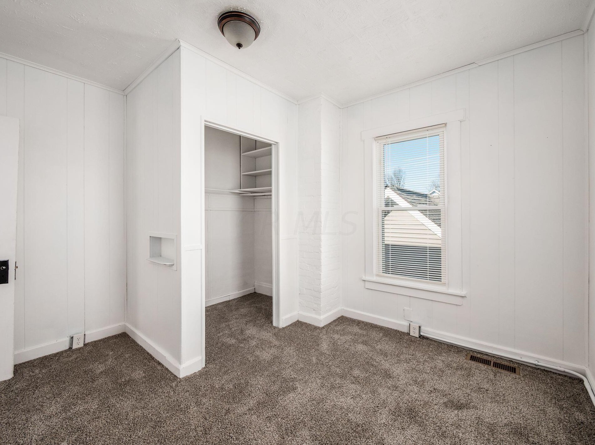 155 Wheatland Ave, Columbus OH  43204-3776 exterior