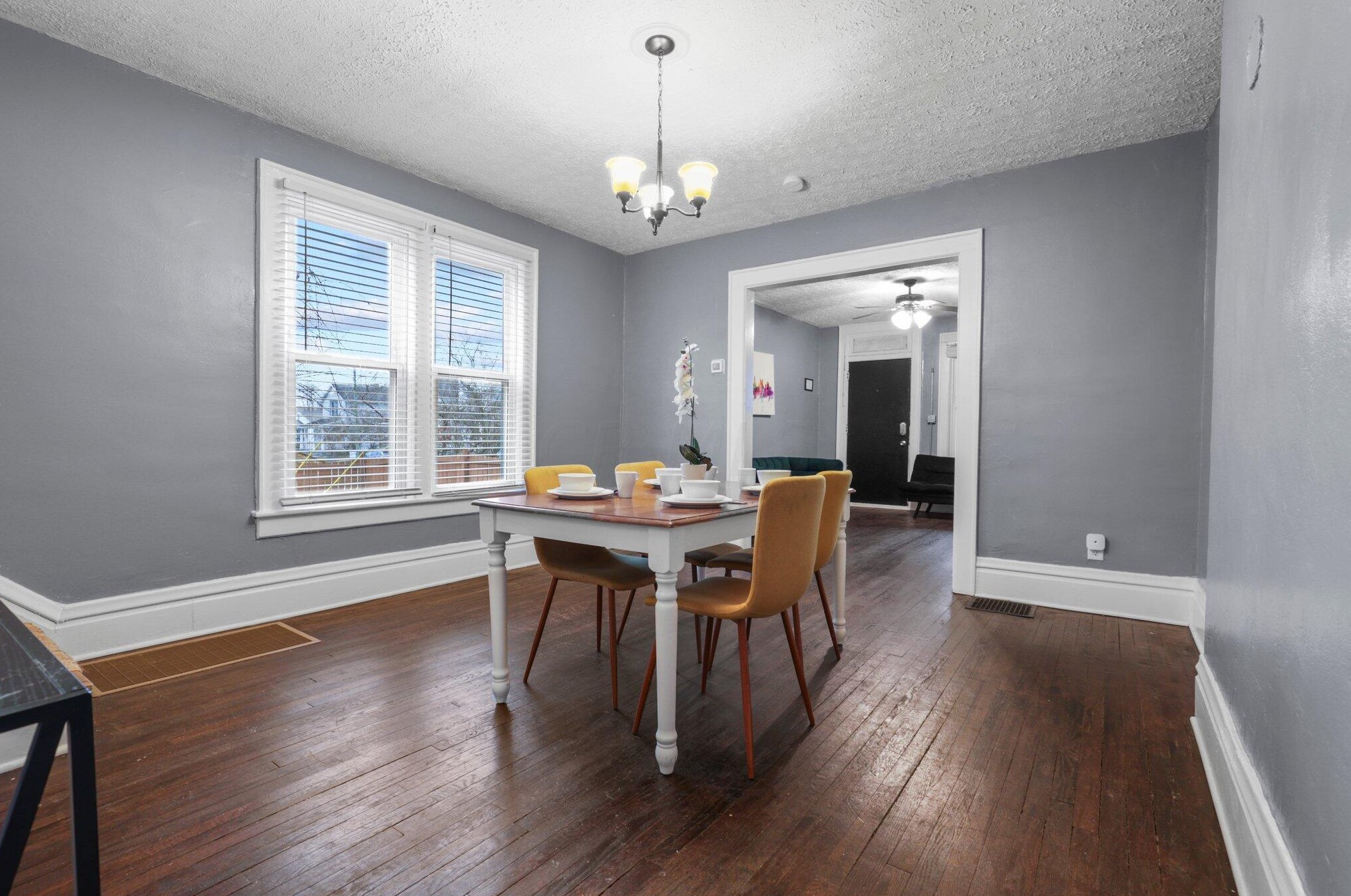 612 2 Ave, Columbus OH 43201-3781 exterior