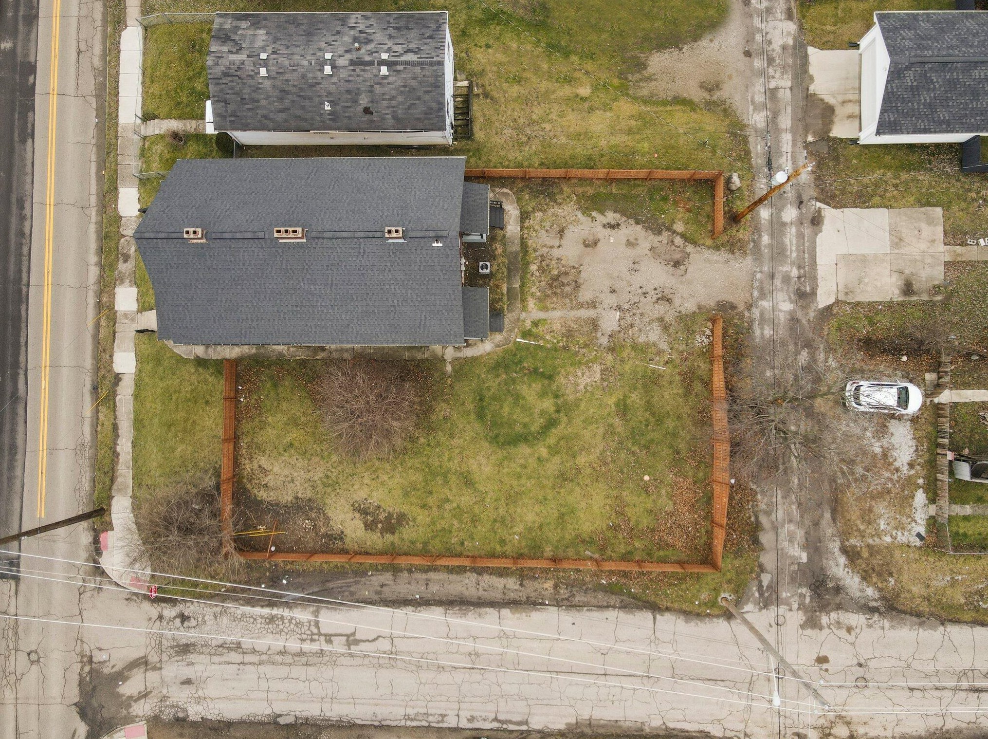 612 2 Ave, Columbus OH 43201-3781 exterior